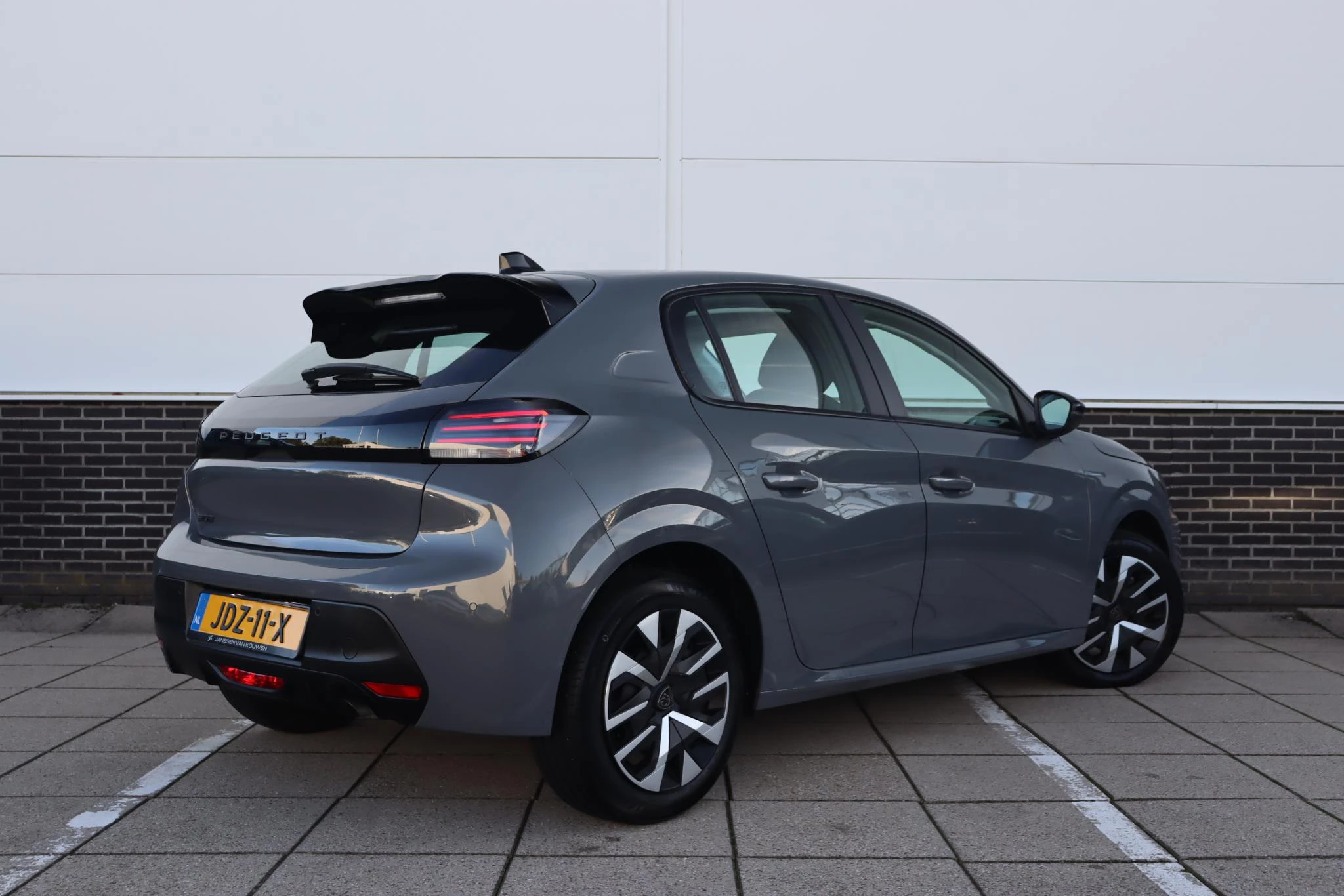 Hoofdafbeelding Peugeot 208