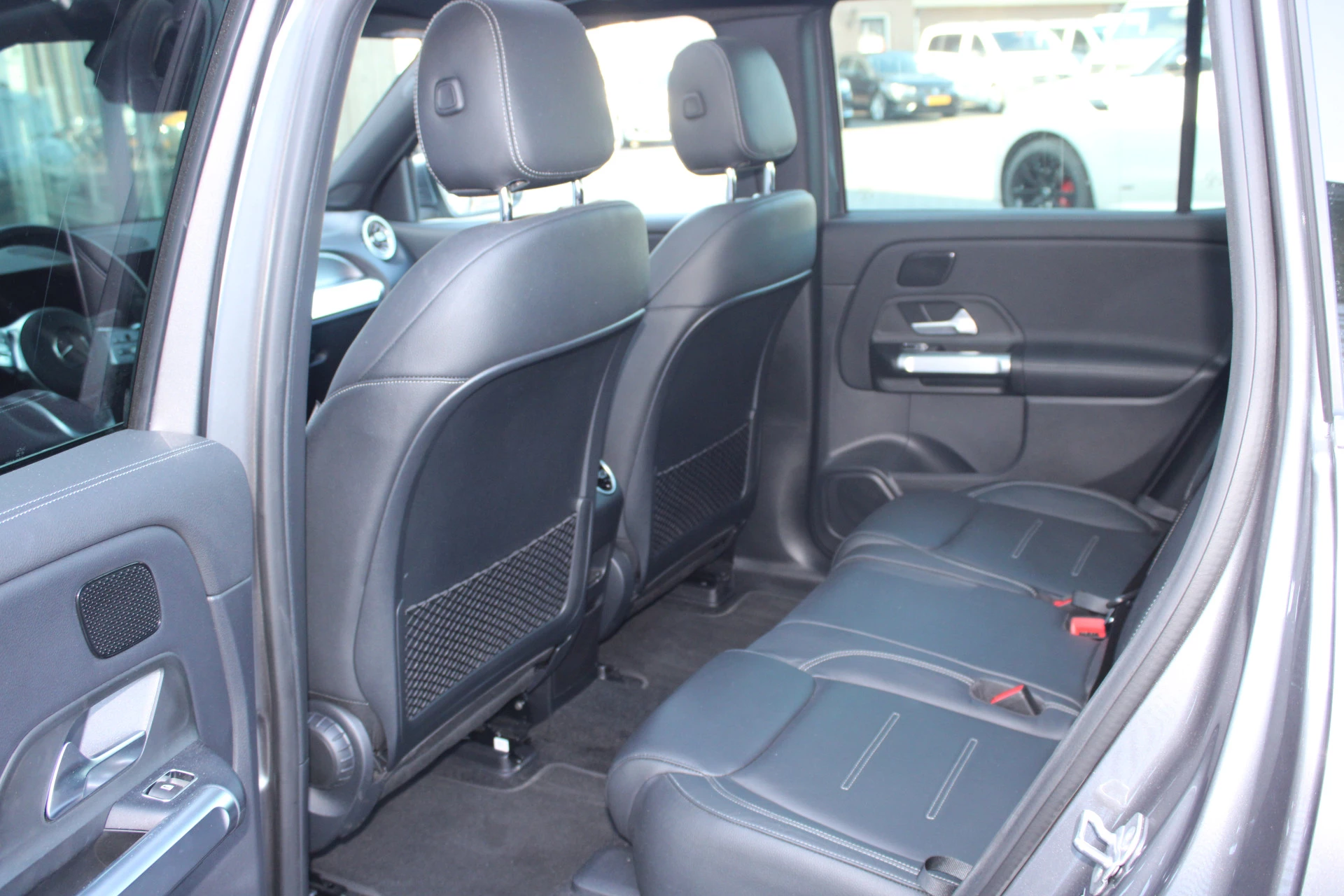 Hoofdafbeelding Mercedes-Benz EQB