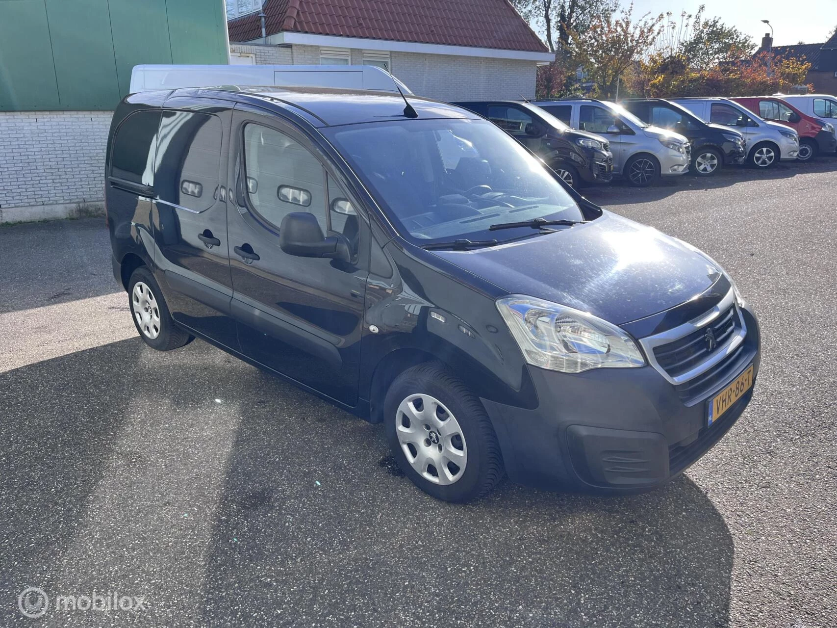 Hoofdafbeelding Peugeot Partner