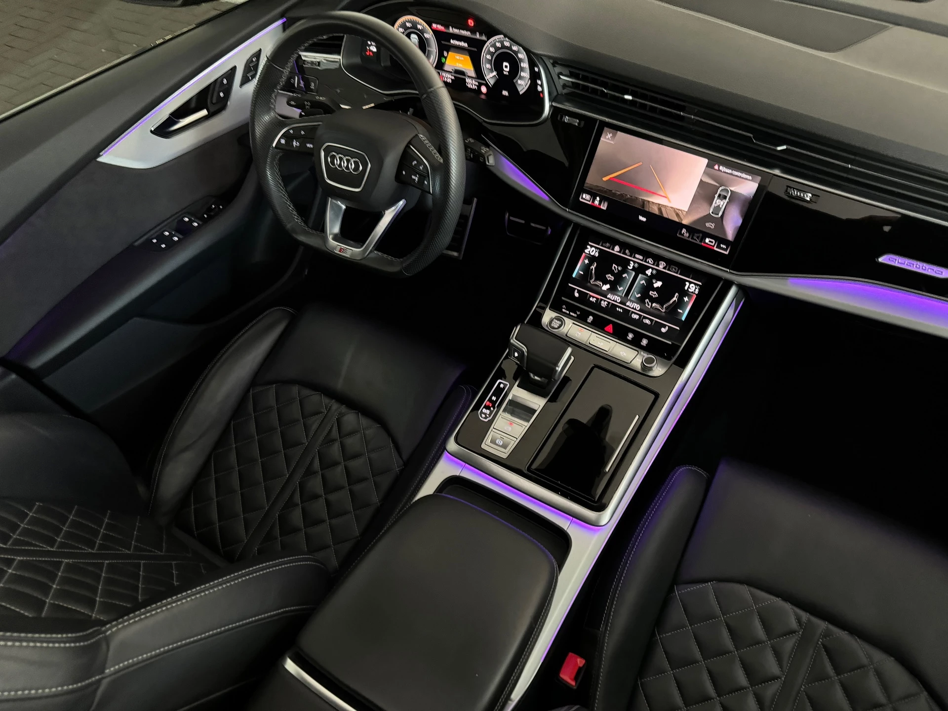 Hoofdafbeelding Audi Q8