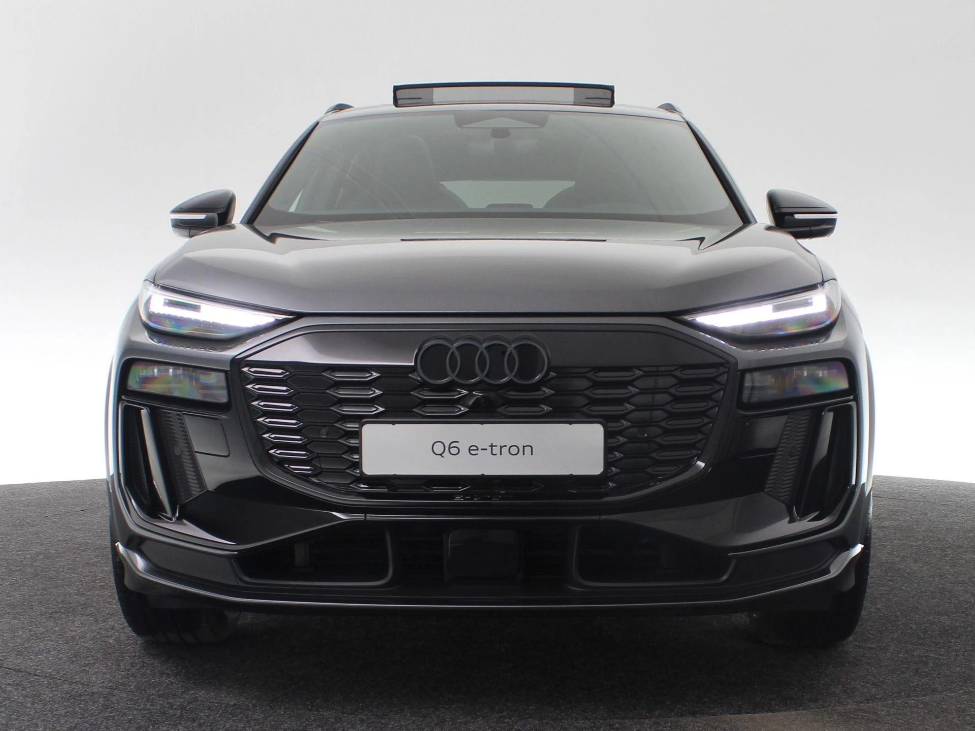 Hoofdafbeelding Audi Q6 e-tron