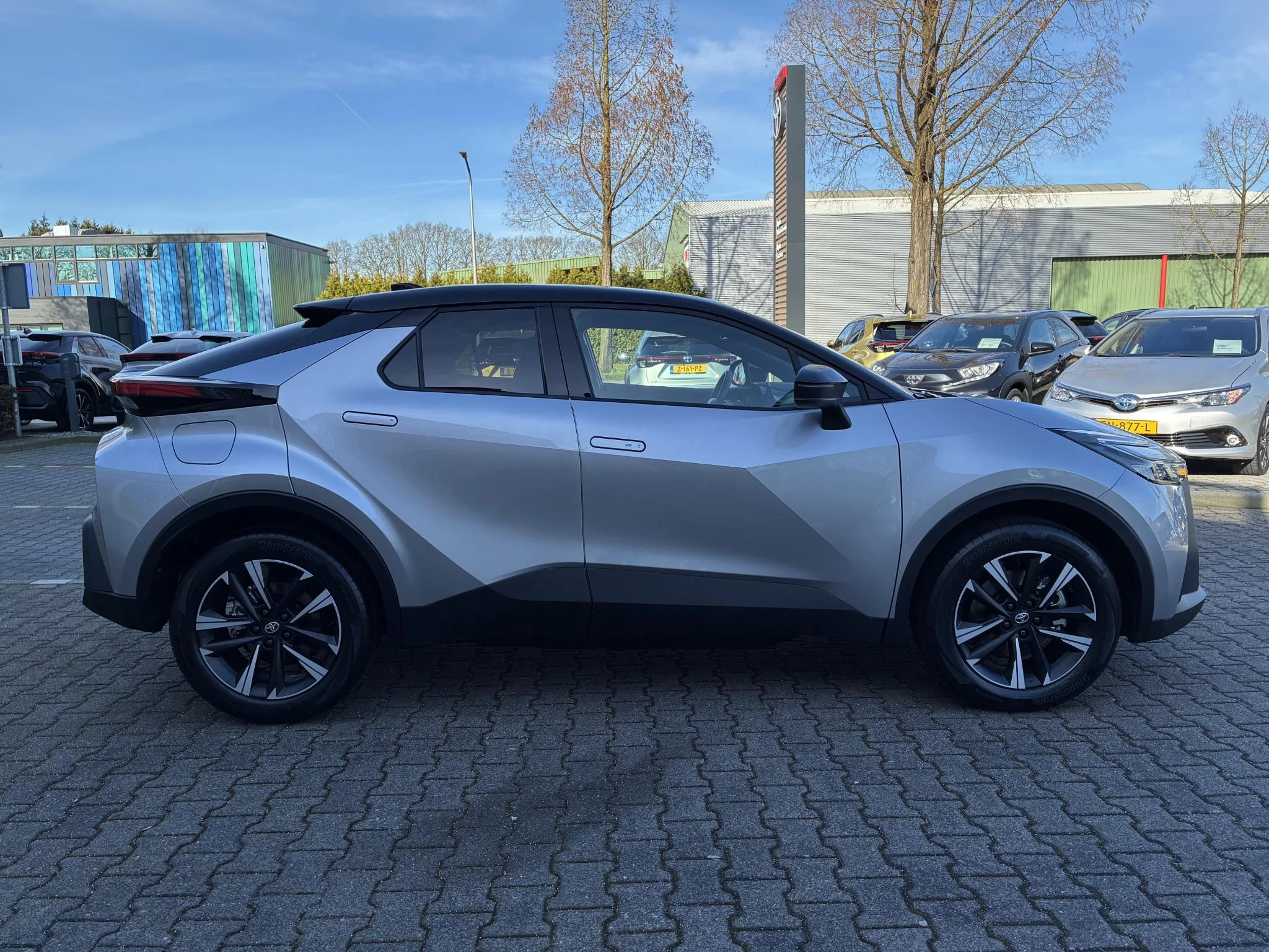 Hoofdafbeelding Toyota C-HR