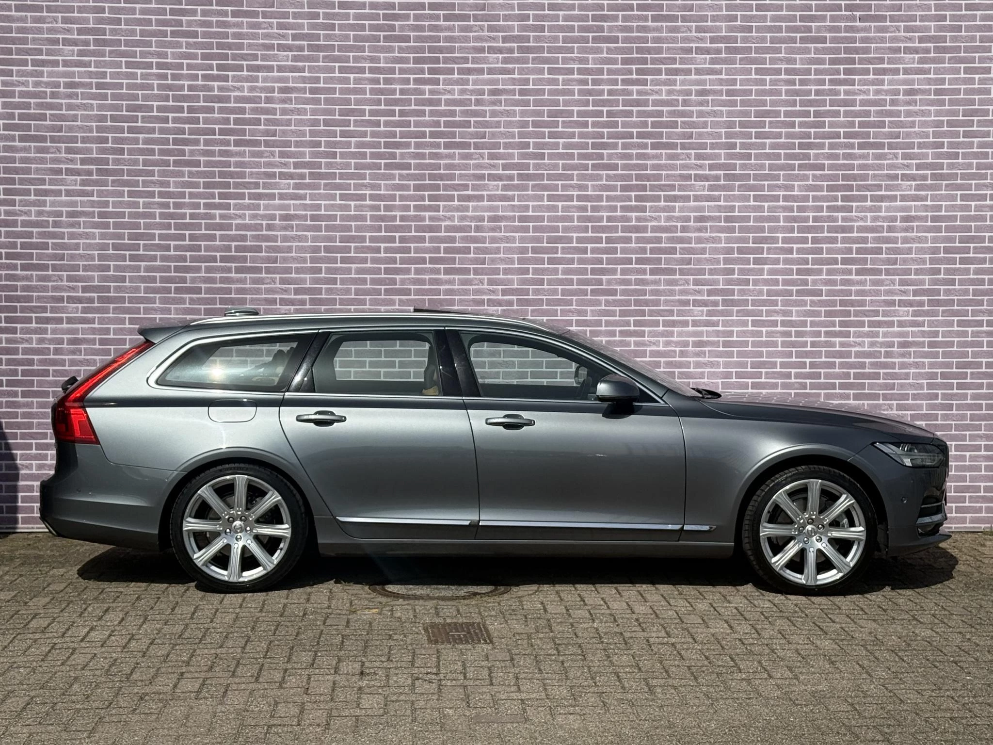 Hoofdafbeelding Volvo V90