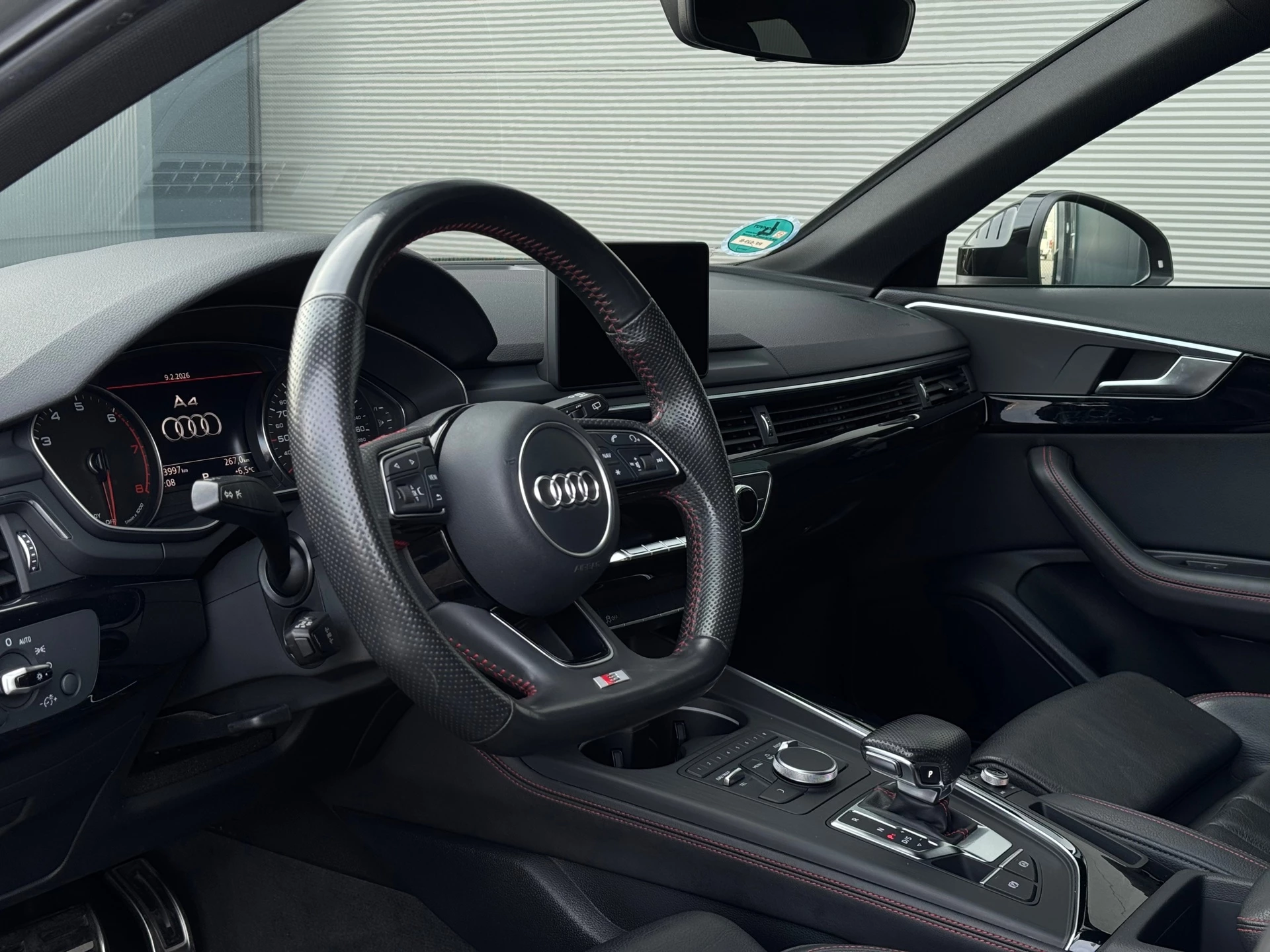 Hoofdafbeelding Audi A4