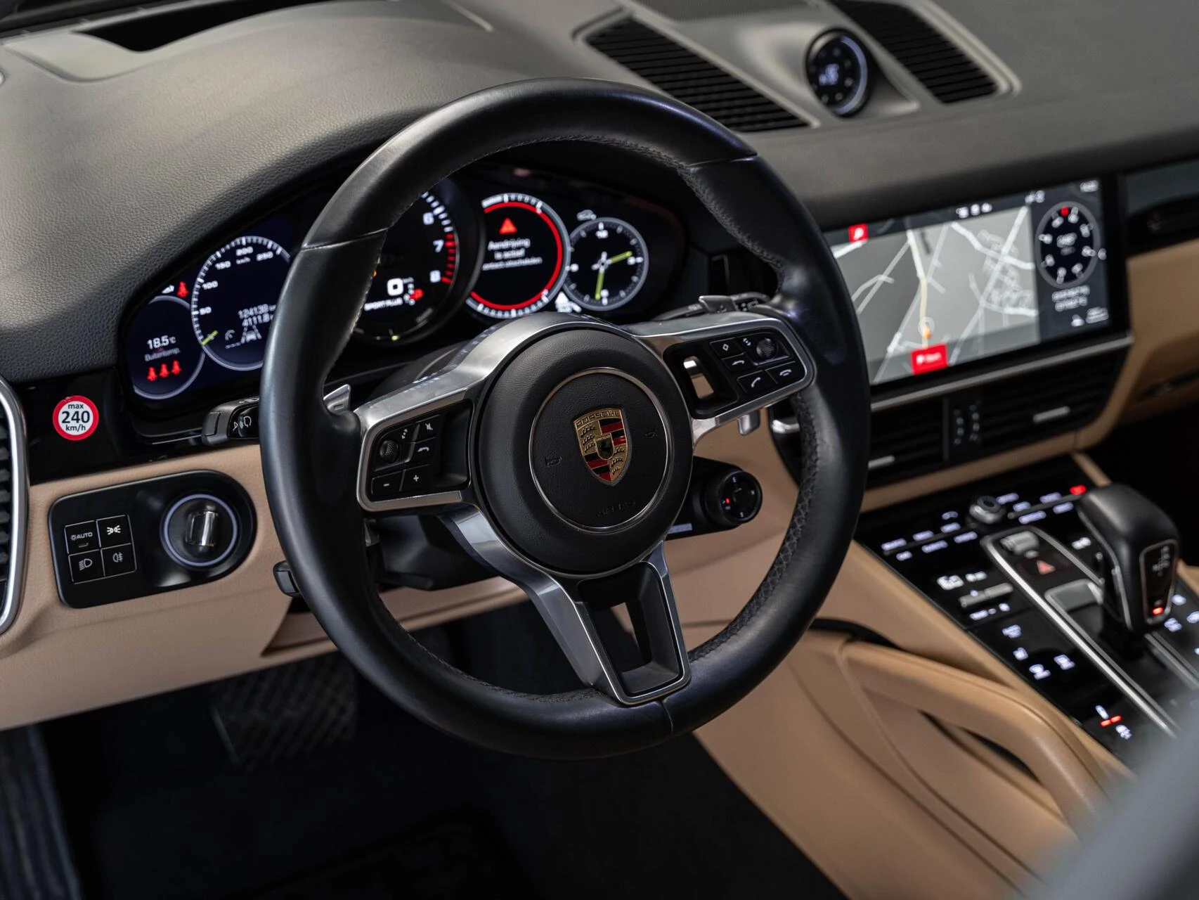 Hoofdafbeelding Porsche Cayenne