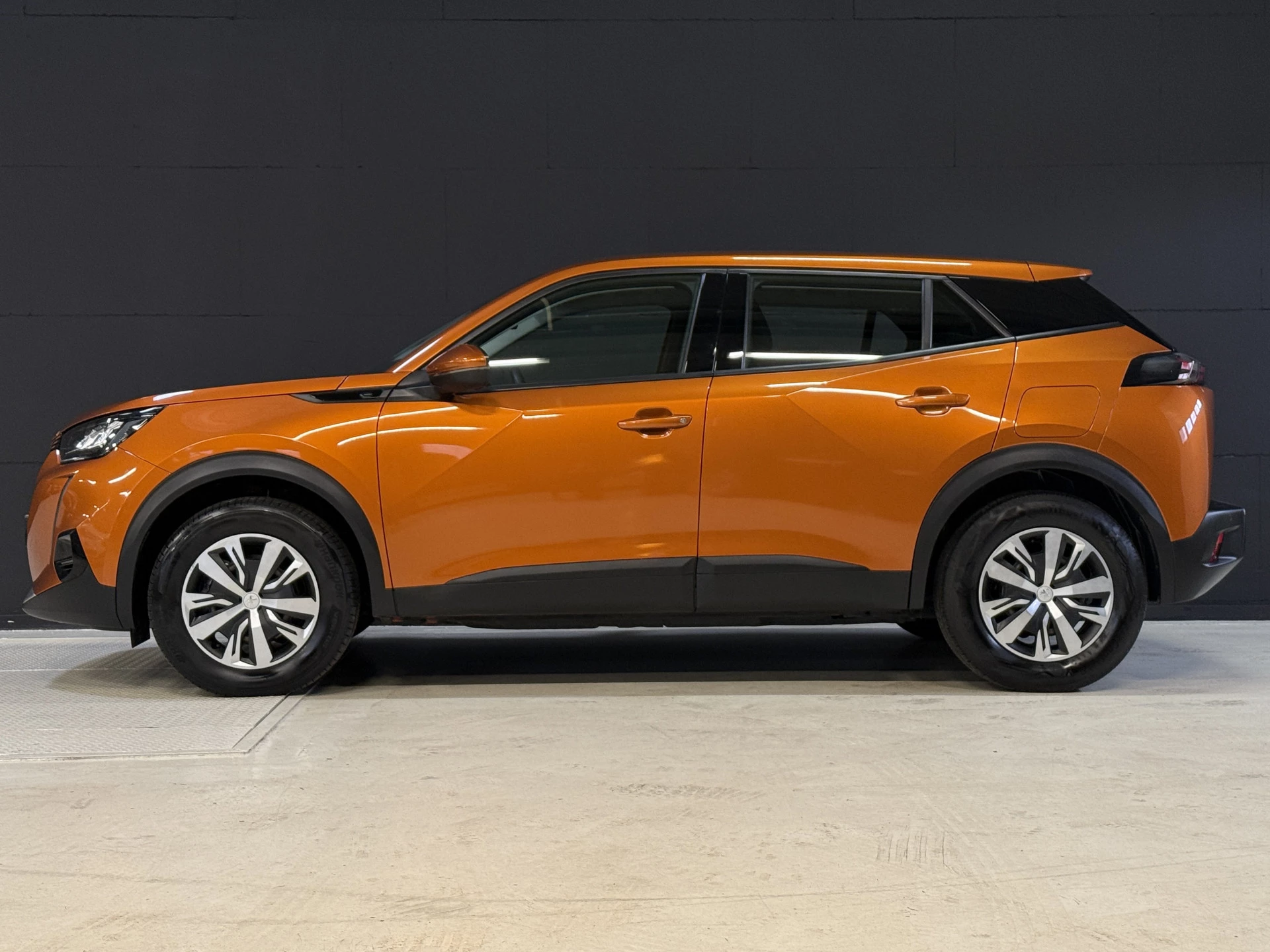 Hoofdafbeelding Peugeot e-2008