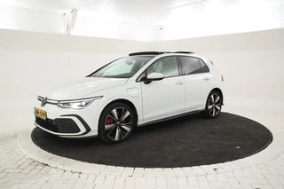Volkswagen Golf 1.4 eHybrid GTE Panorama, Apple carplay, 18Inch.
