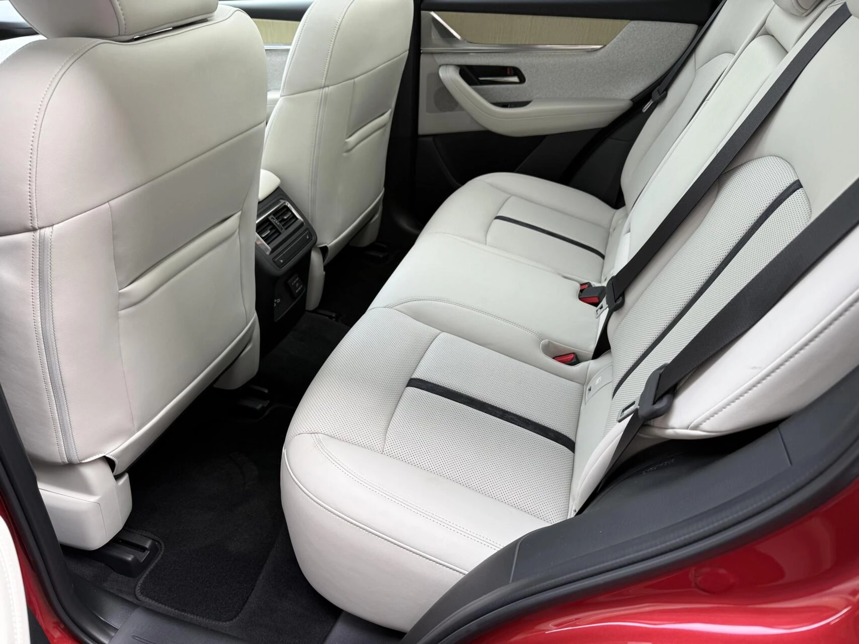 Hoofdafbeelding Mazda CX-60