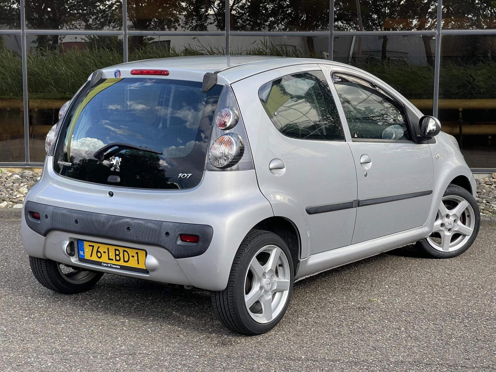 Hoofdafbeelding Peugeot 107