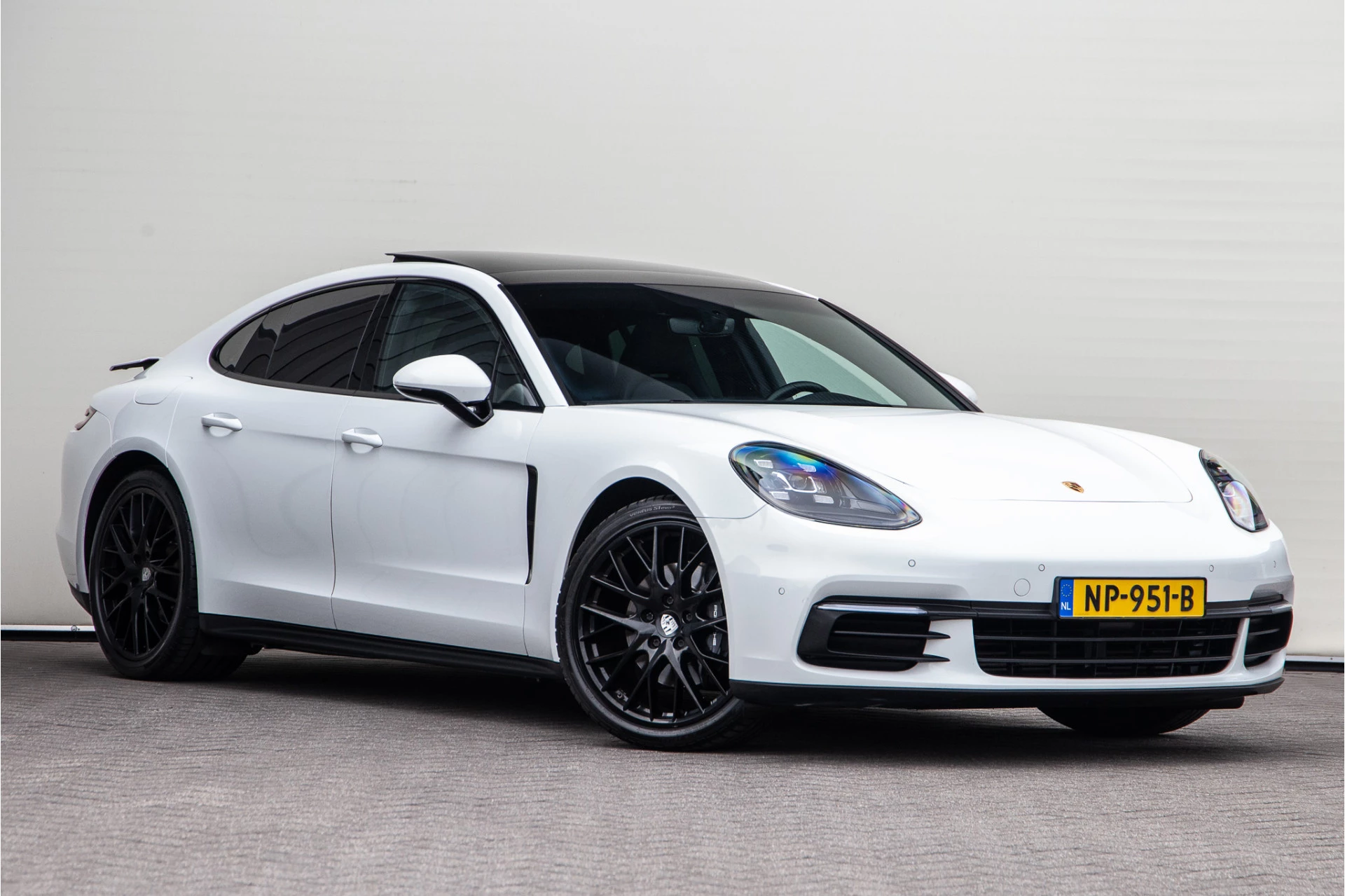 Hoofdafbeelding Porsche Panamera