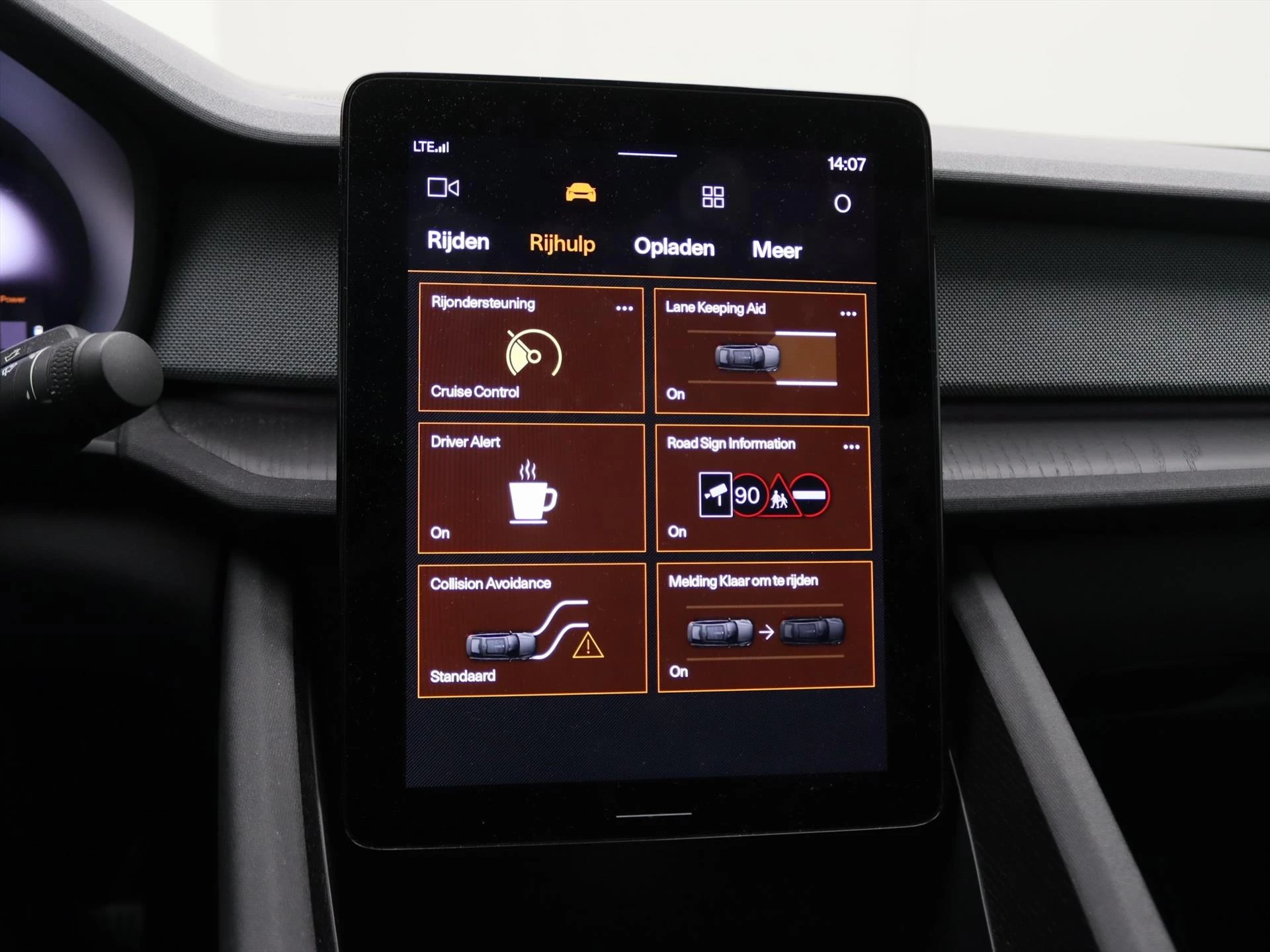 Hoofdafbeelding Polestar 2