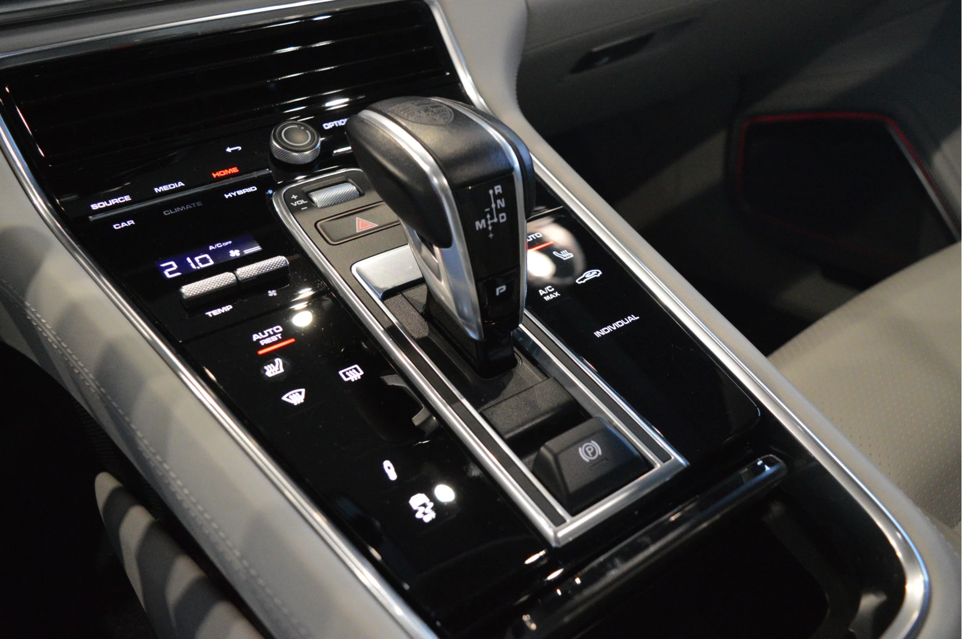 Hoofdafbeelding Porsche Panamera