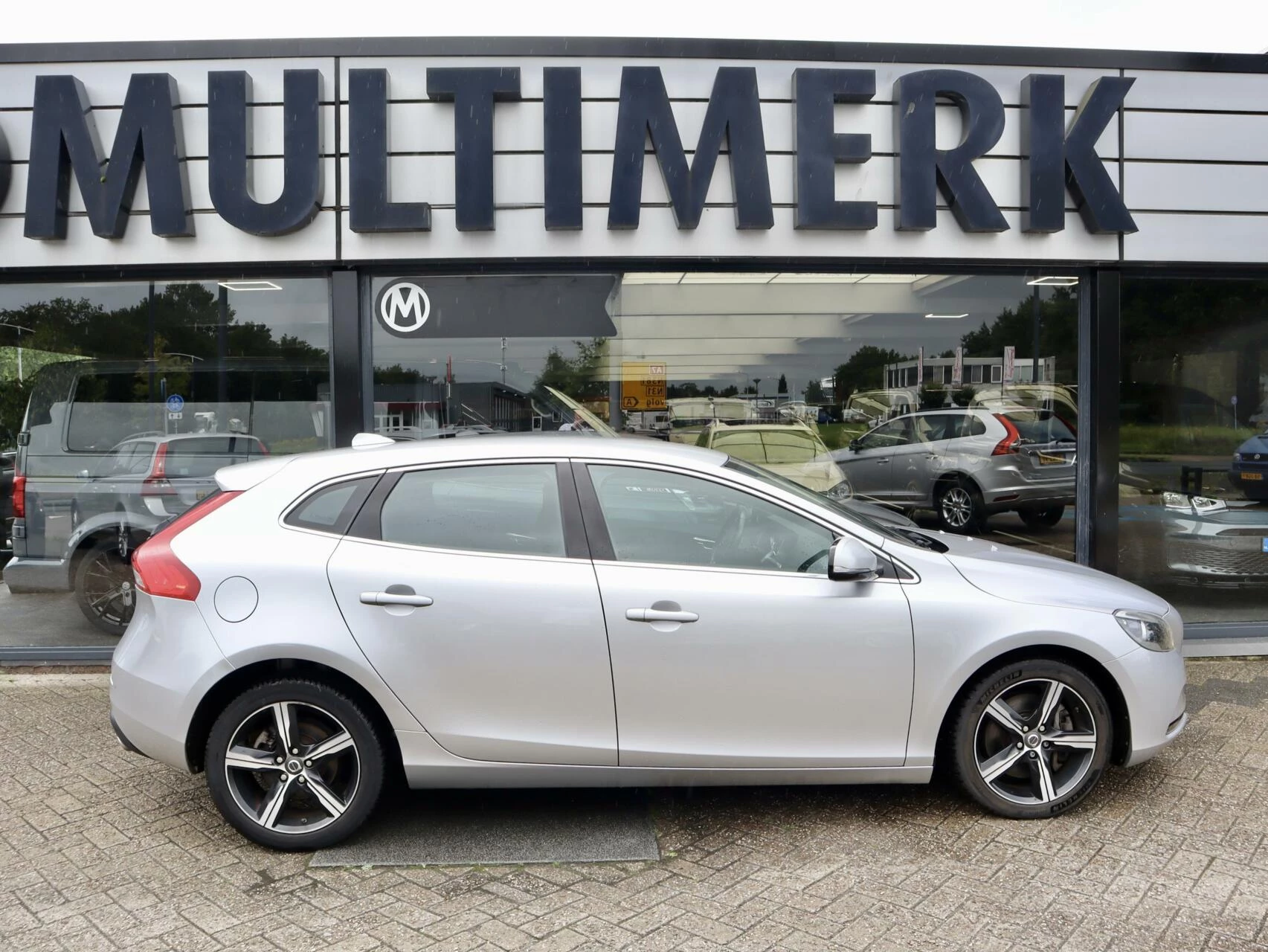 Hoofdafbeelding Volvo V40