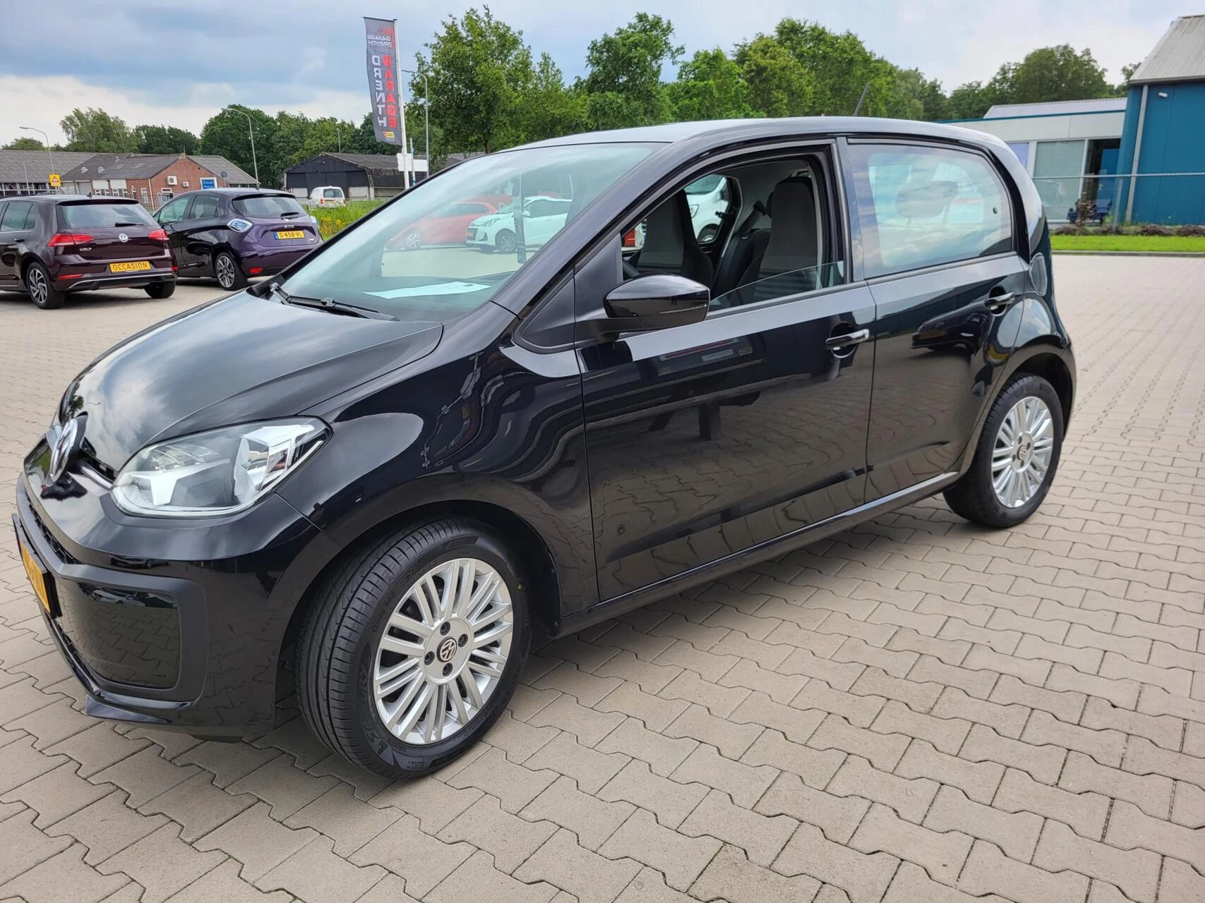 Hoofdafbeelding Volkswagen up!