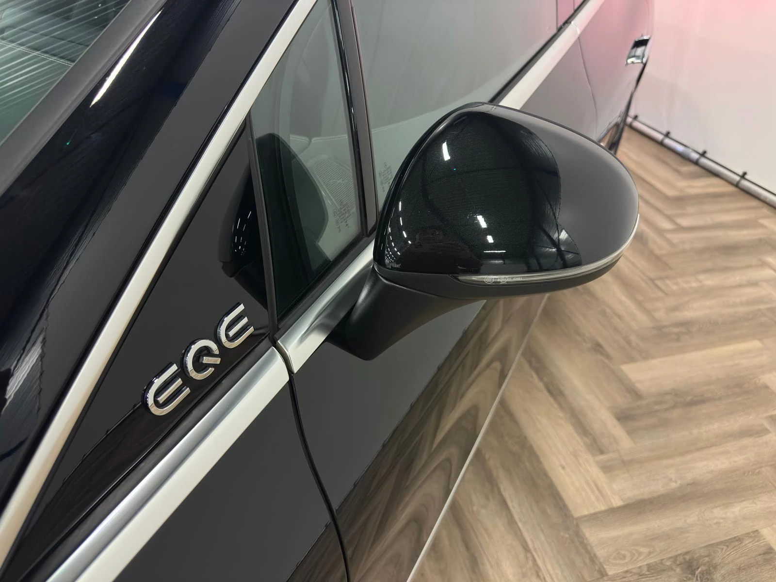 Hoofdafbeelding Mercedes-Benz EQE