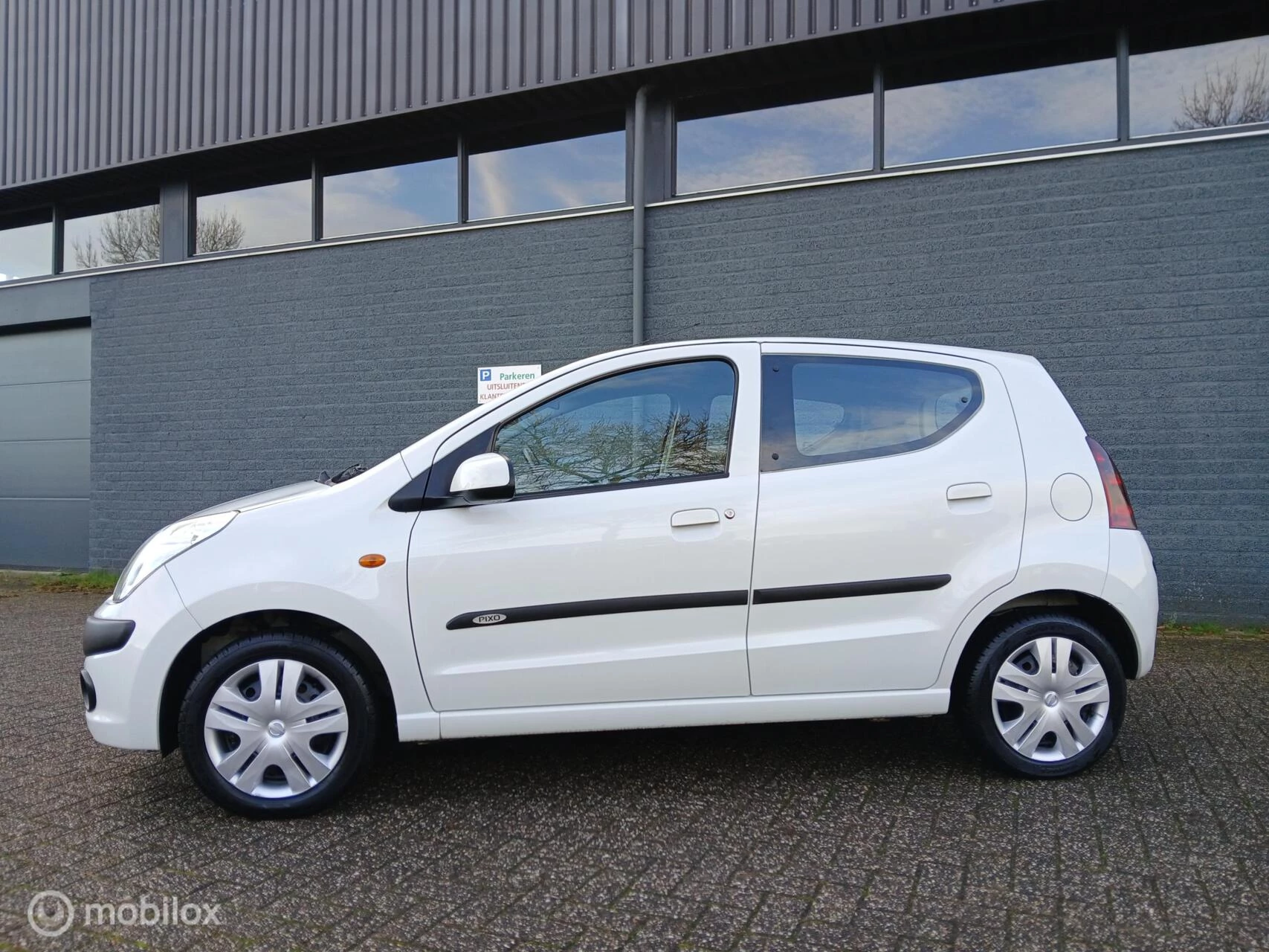 Hoofdafbeelding Nissan Pixo