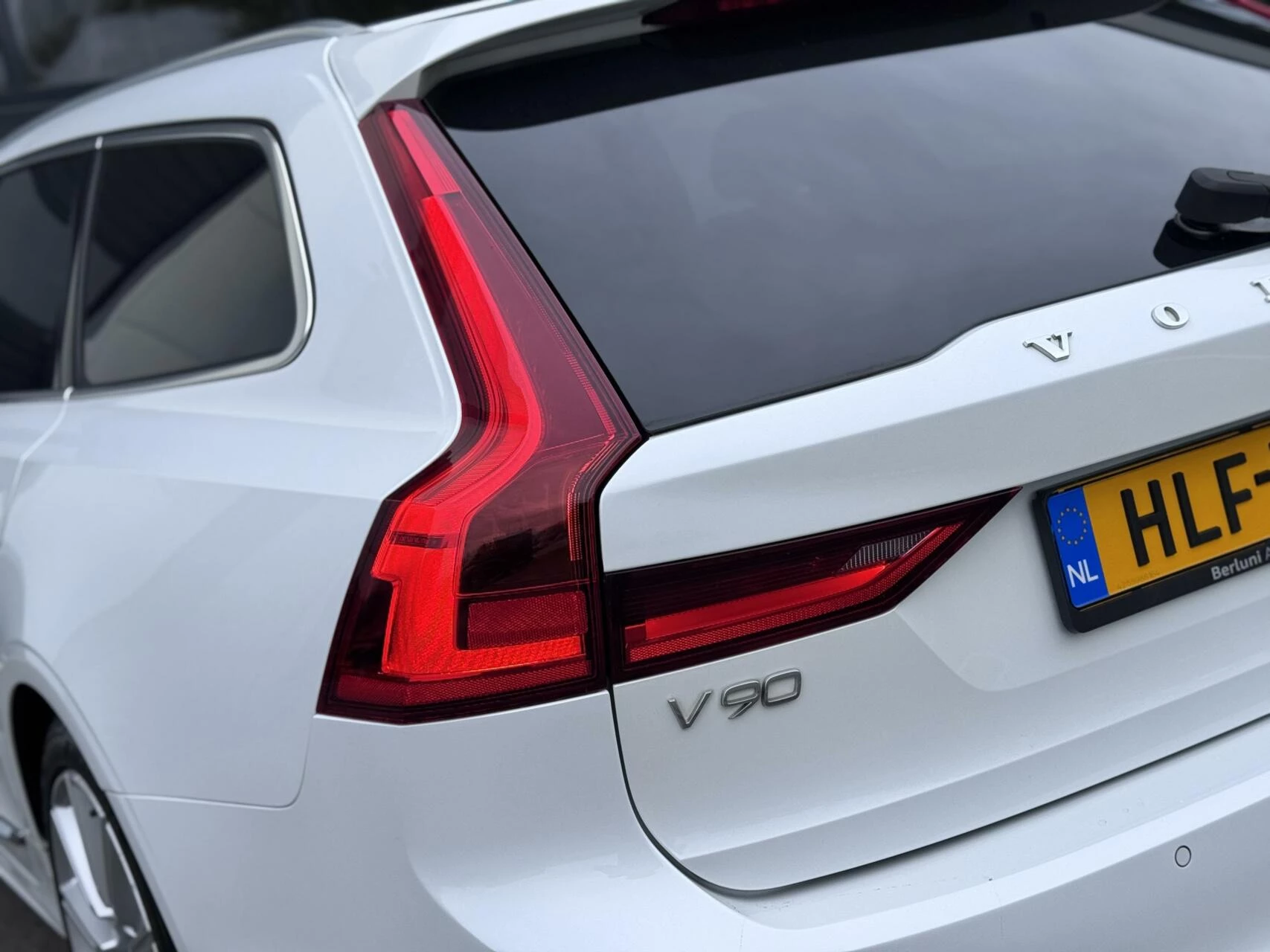 Hoofdafbeelding Volvo V90