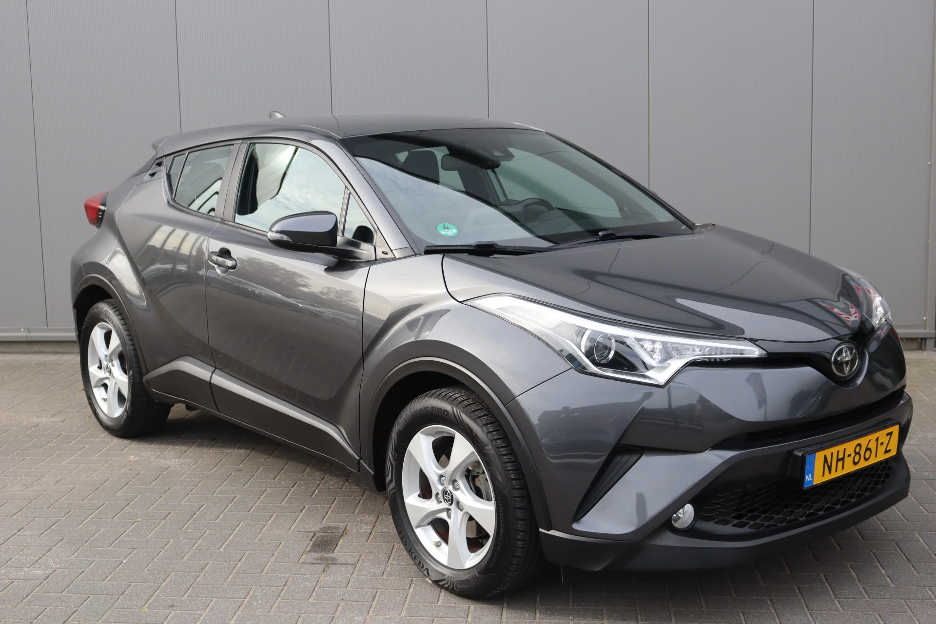 Hoofdafbeelding Toyota C-HR