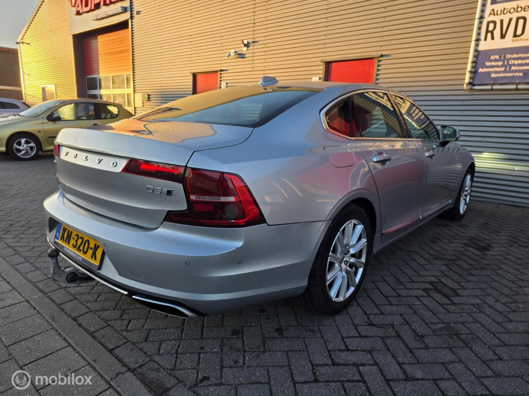Hoofdafbeelding Volvo S90