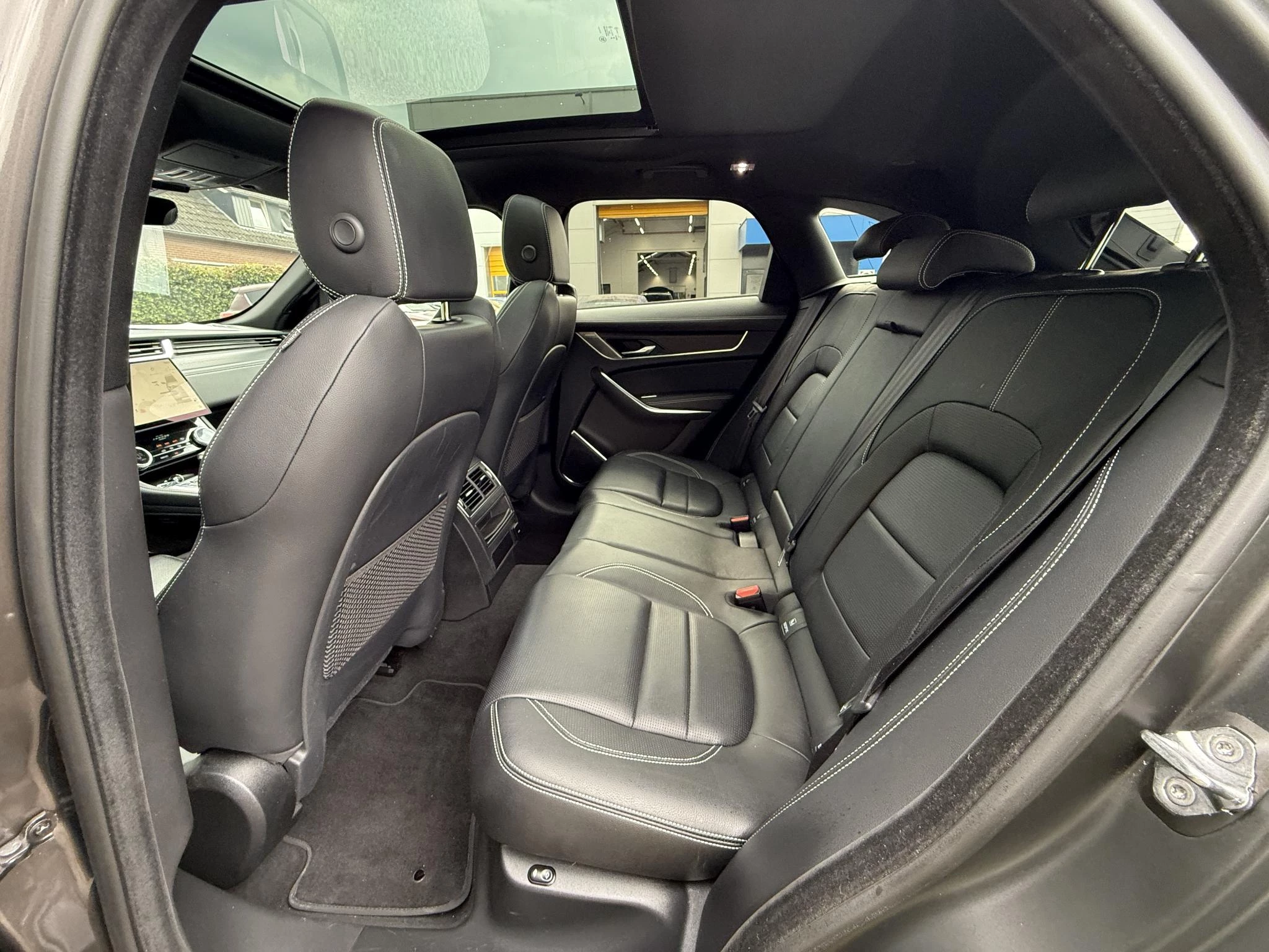 Hoofdafbeelding Jaguar F-PACE