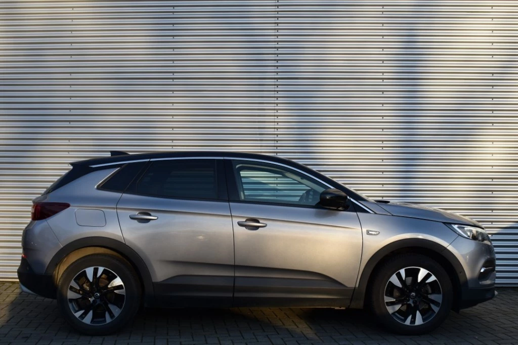 Hoofdafbeelding Opel Grandland X