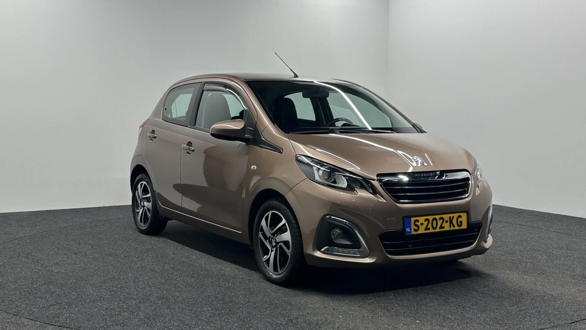 Hoofdafbeelding Peugeot 108