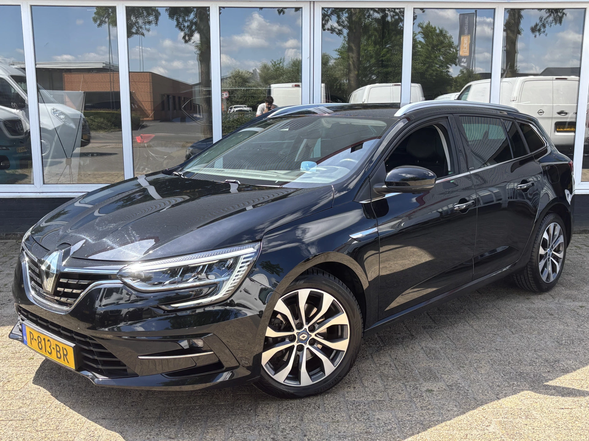 Hoofdafbeelding Renault Megane E-Tech