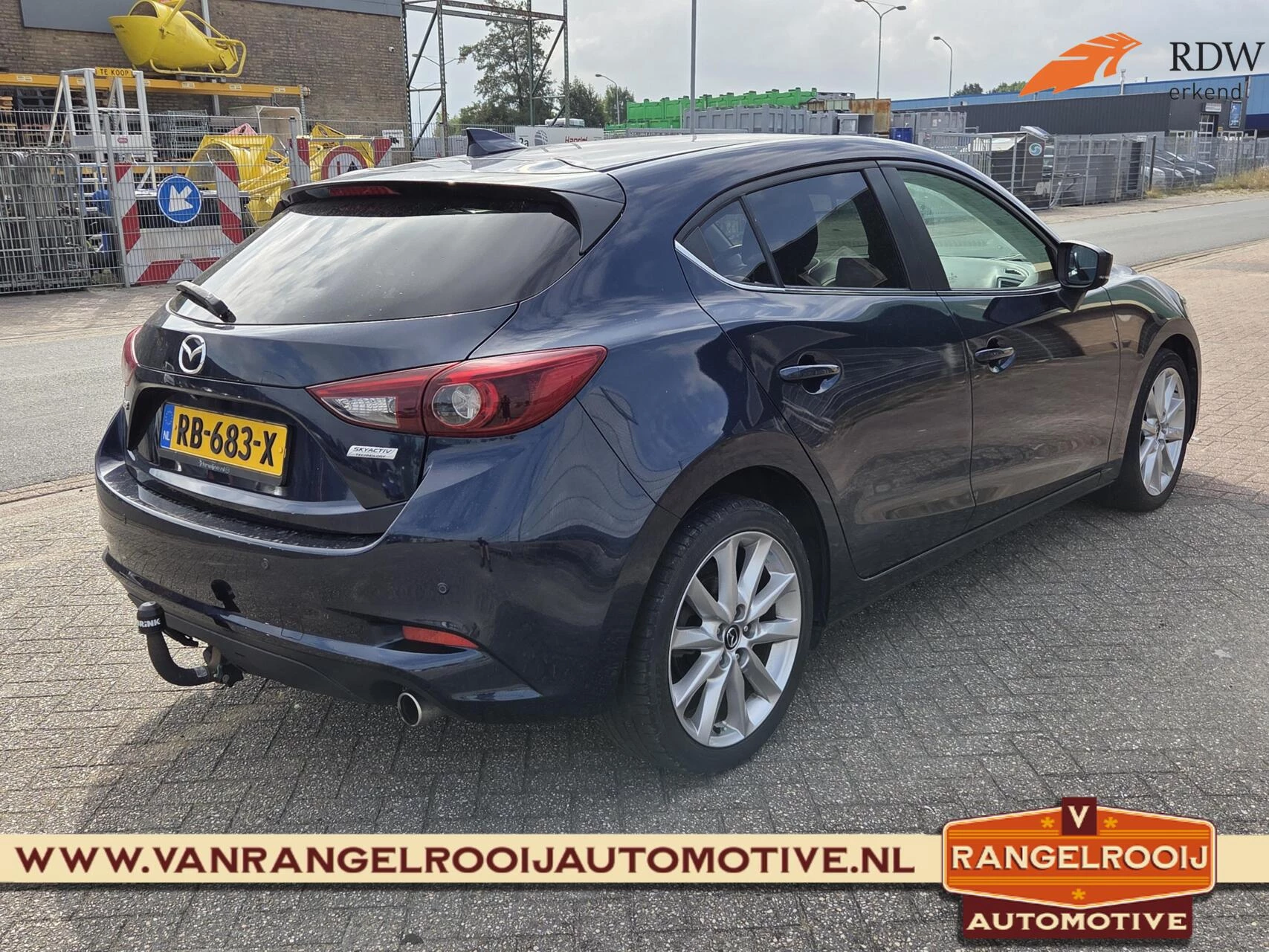 Hoofdafbeelding Mazda 3