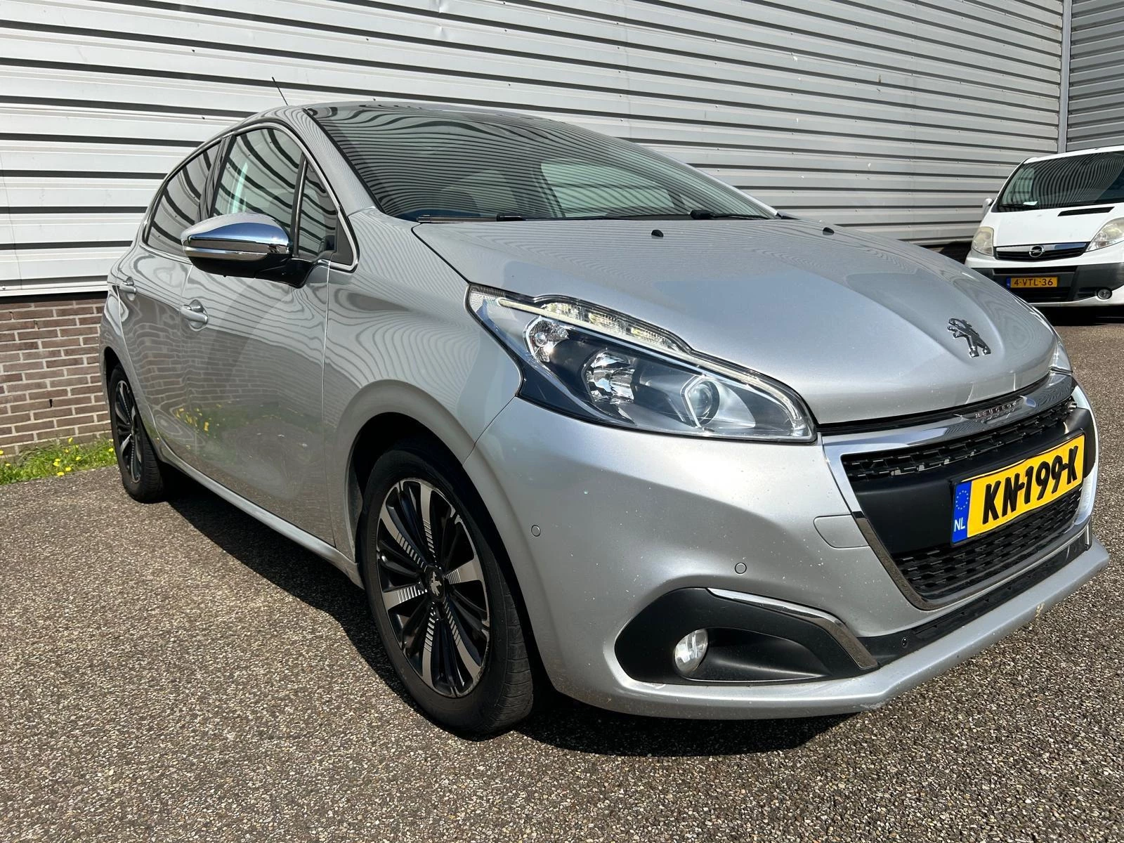 Hoofdafbeelding Peugeot 208
