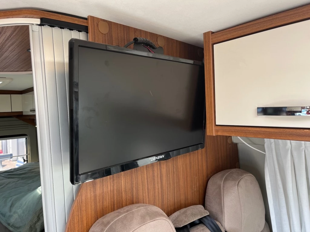 Hoofdafbeelding Pössl Globecar 640 Enkele Bedden Airco