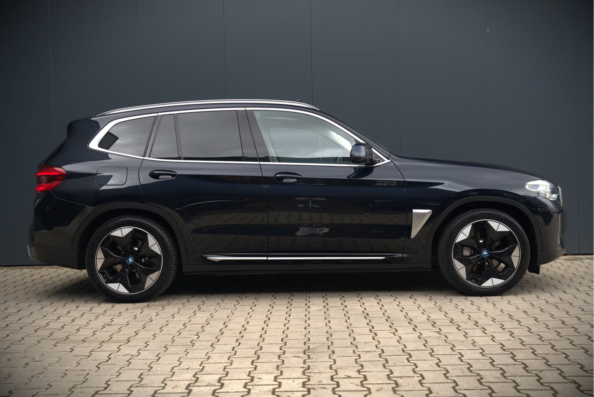 Hoofdafbeelding BMW iX3