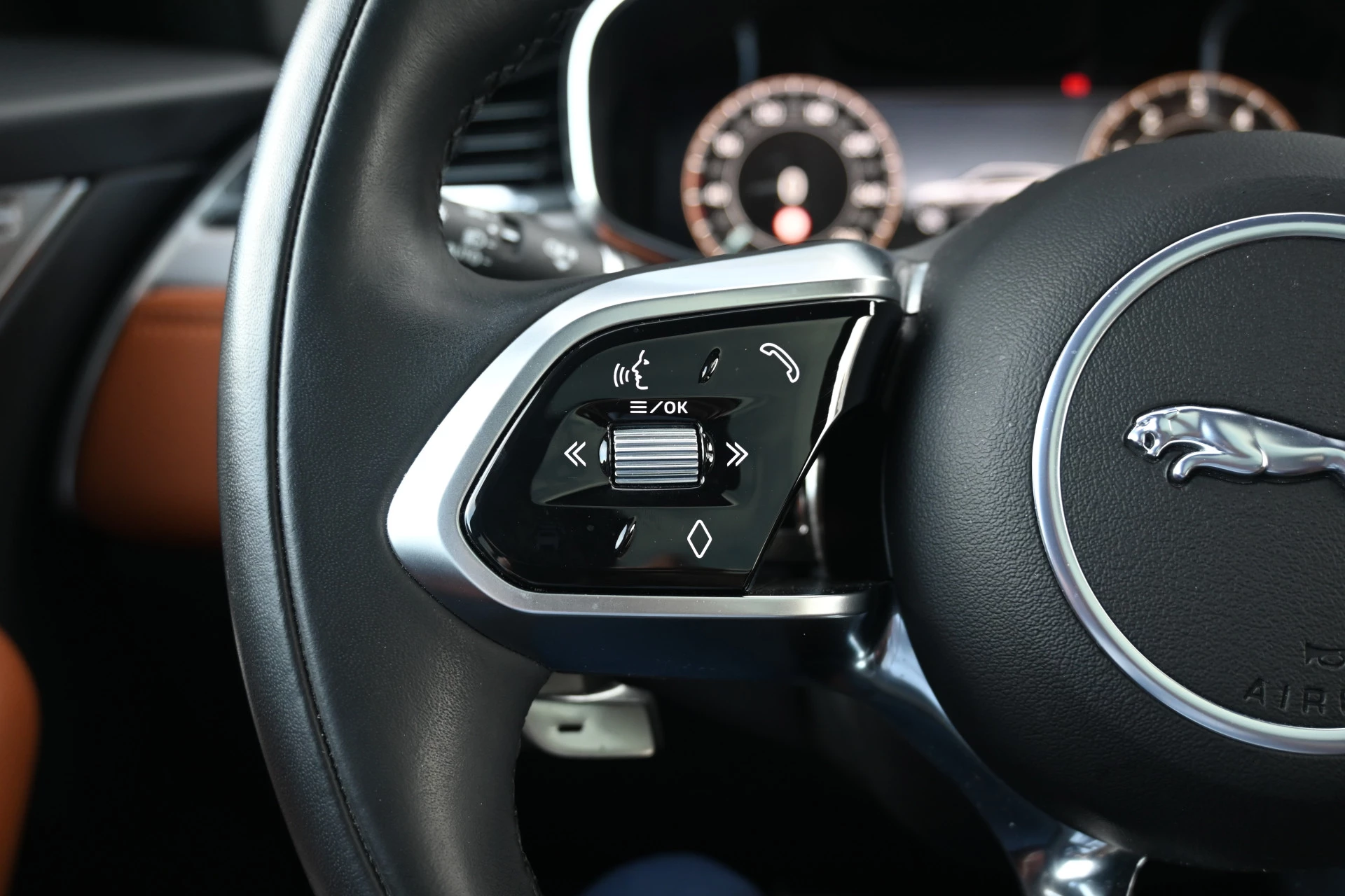 Hoofdafbeelding Jaguar F-PACE