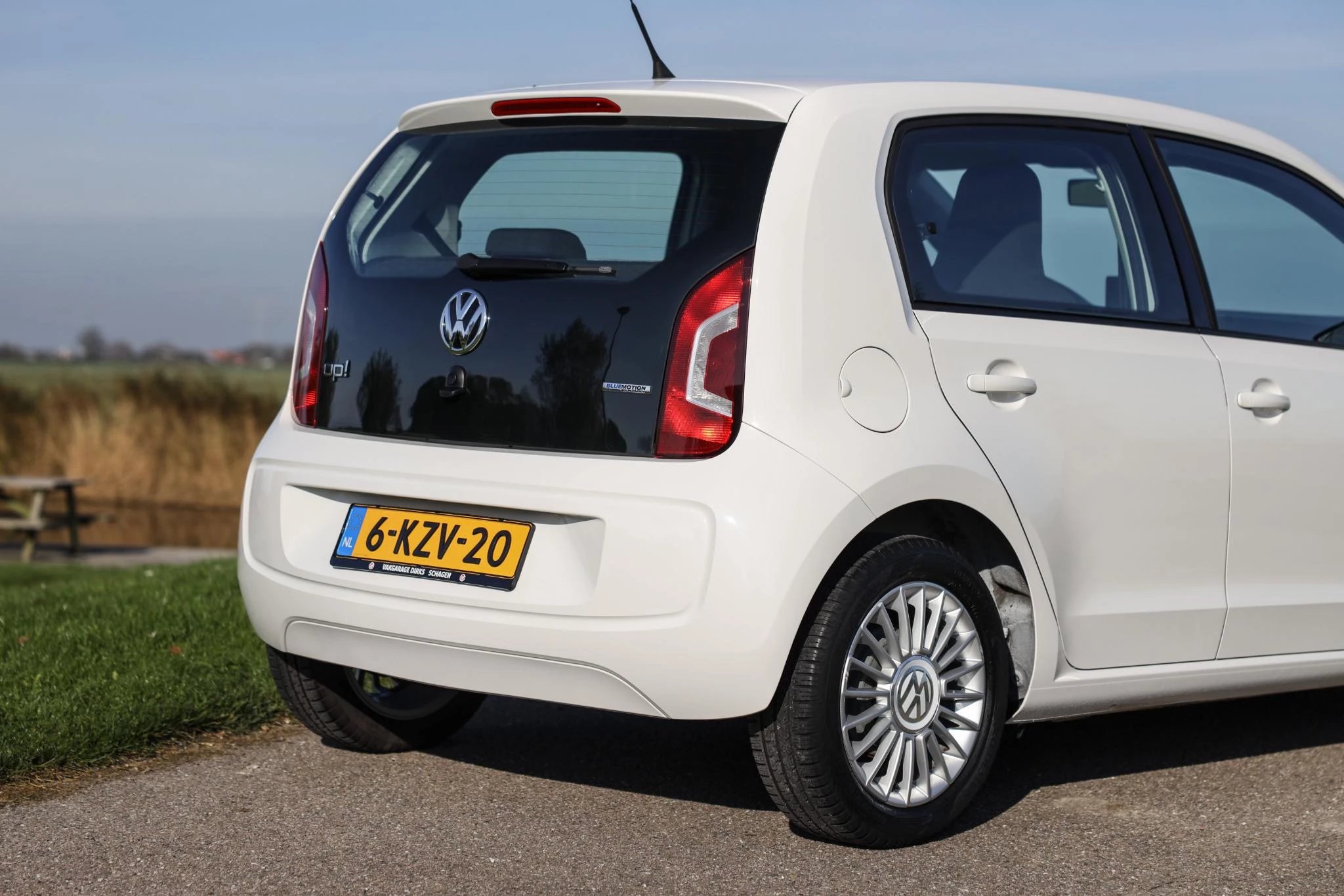 Hoofdafbeelding Volkswagen up!