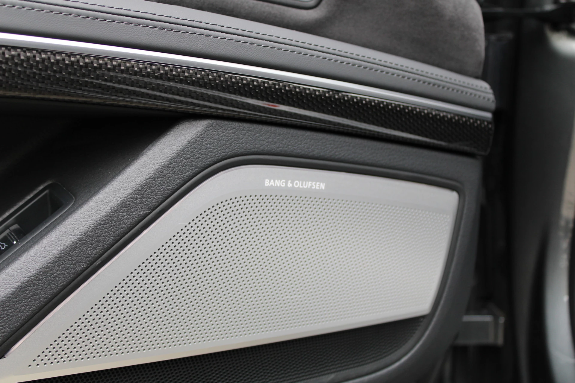 Hoofdafbeelding Audi S8