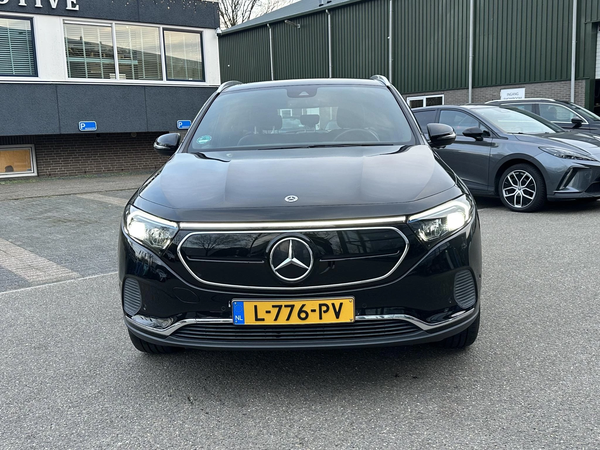 Hoofdafbeelding Mercedes-Benz EQA