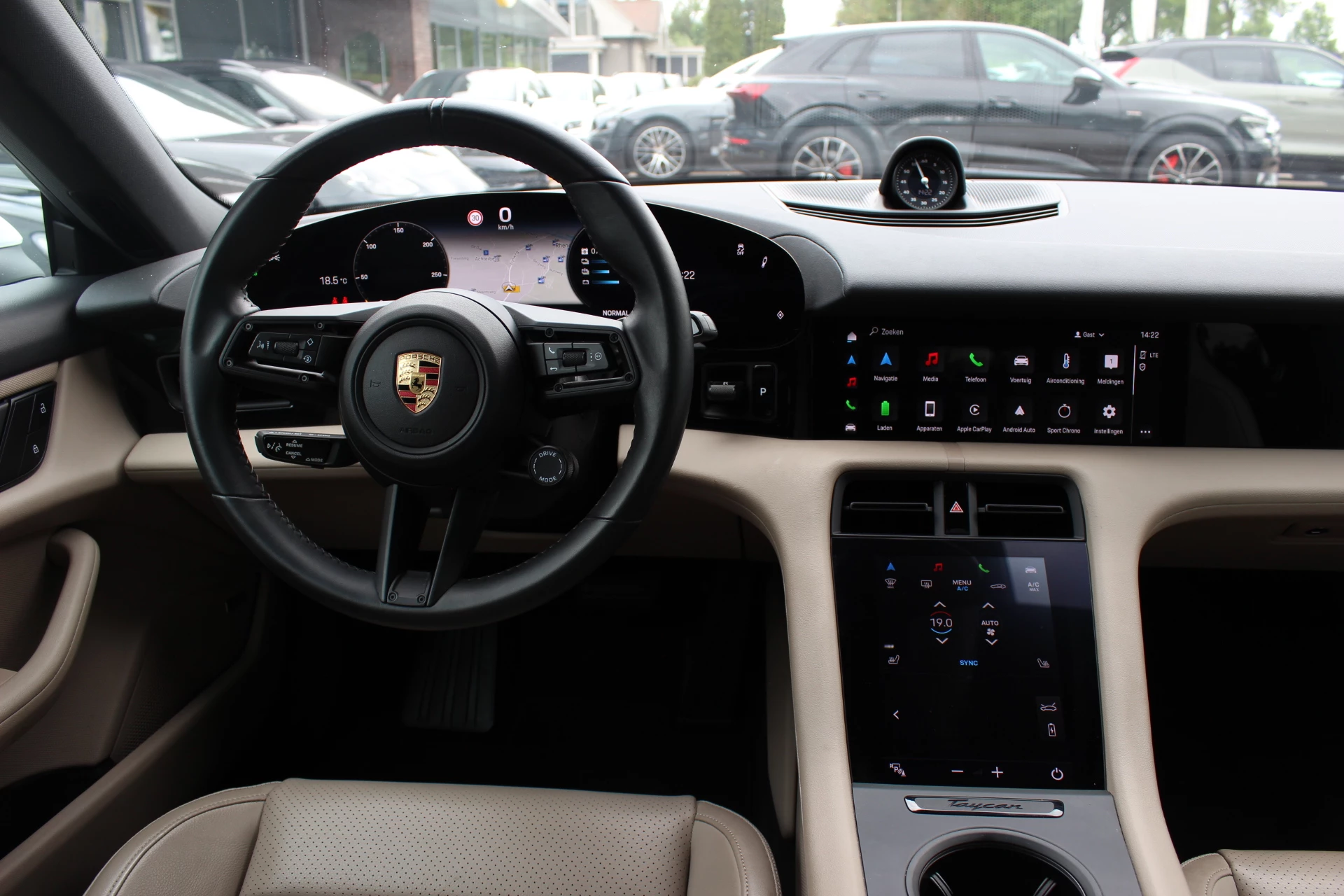 Hoofdafbeelding Porsche Taycan