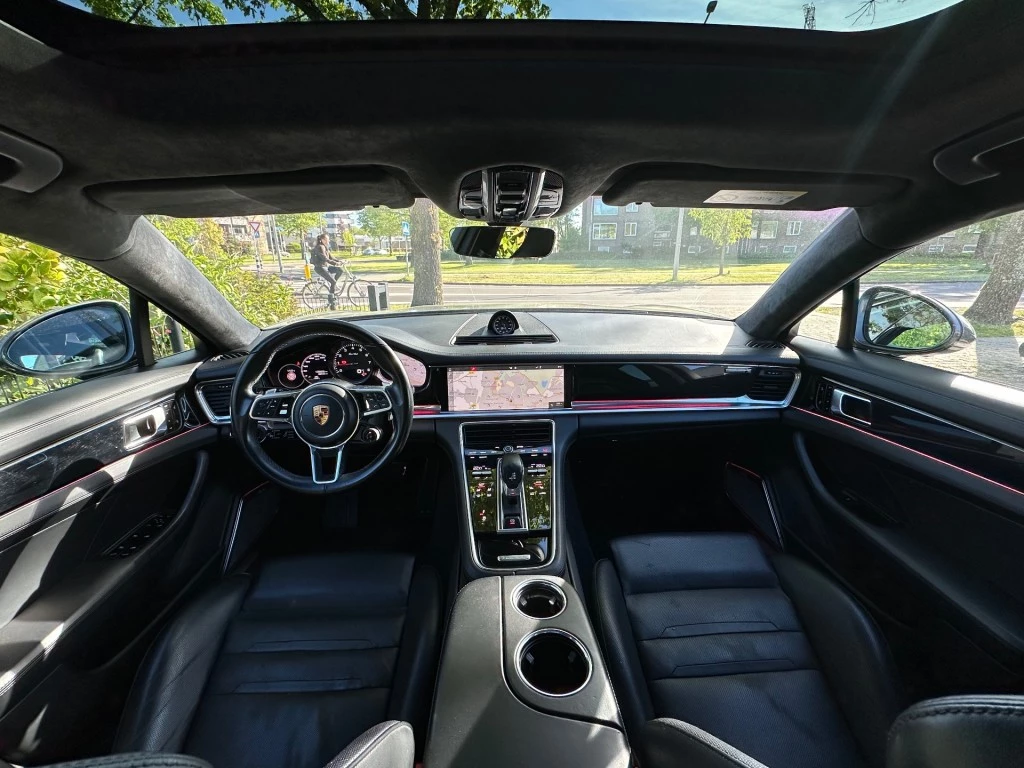 Hoofdafbeelding Porsche Panamera