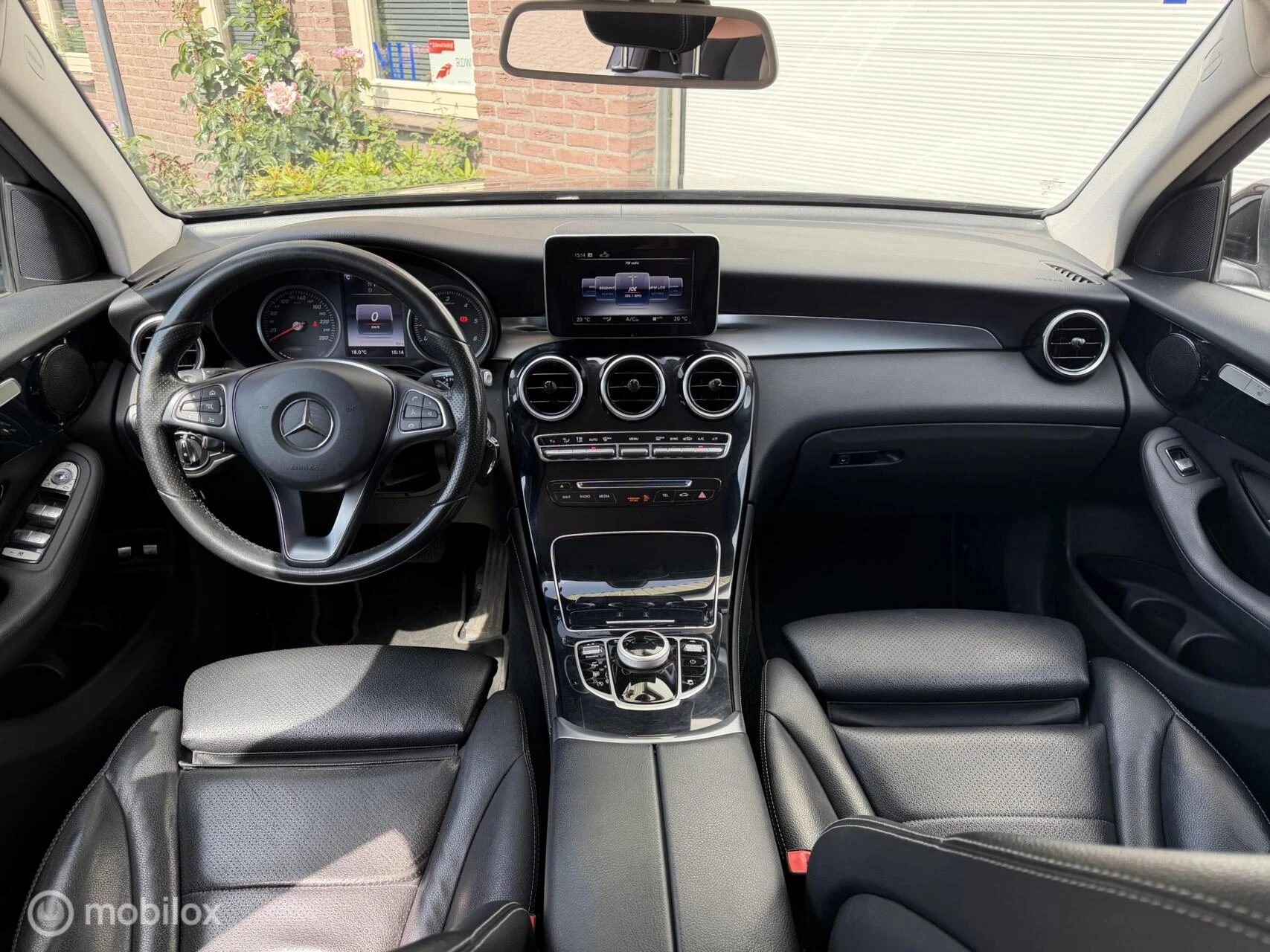 Hoofdafbeelding Mercedes-Benz GLC