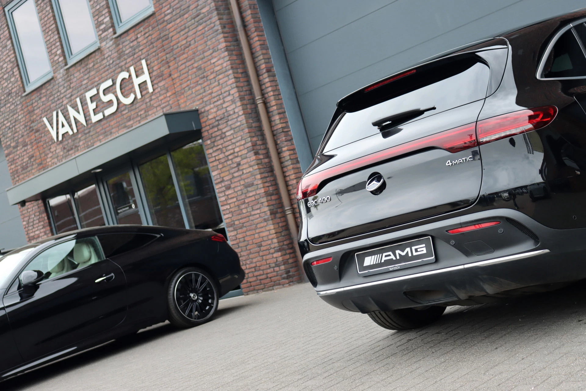 Hoofdafbeelding Mercedes-Benz EQC