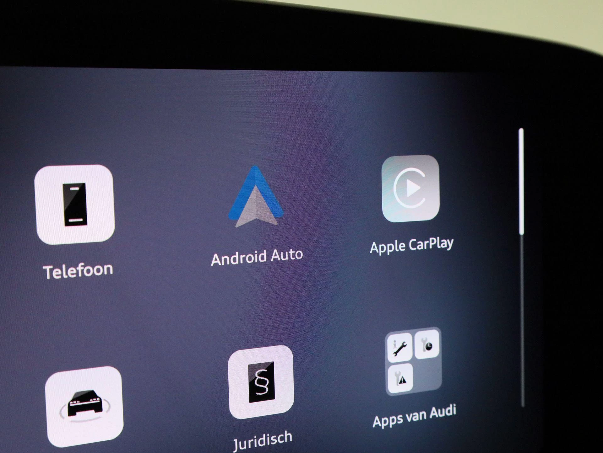 Hoofdafbeelding Audi A6 Avant e-tron