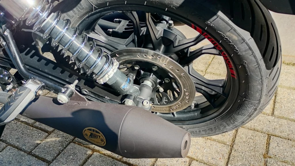 Hoofdafbeelding Moto Guzzi V7