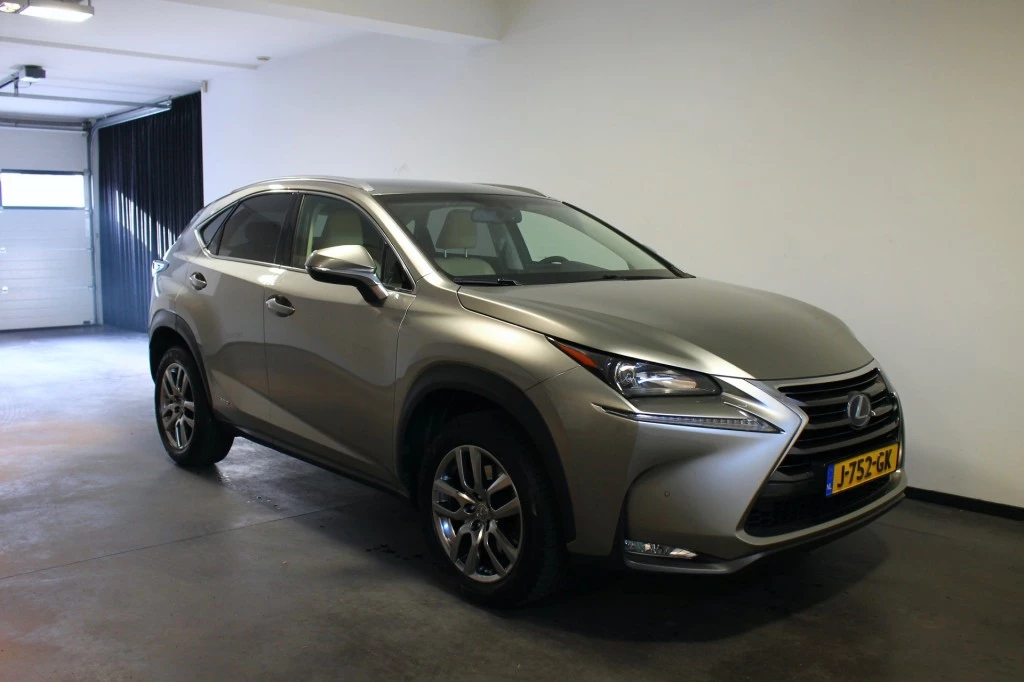 Hoofdafbeelding Lexus NX