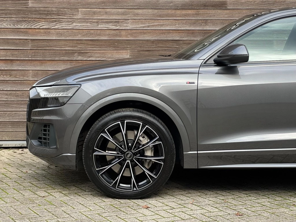 Hoofdafbeelding Audi Q8