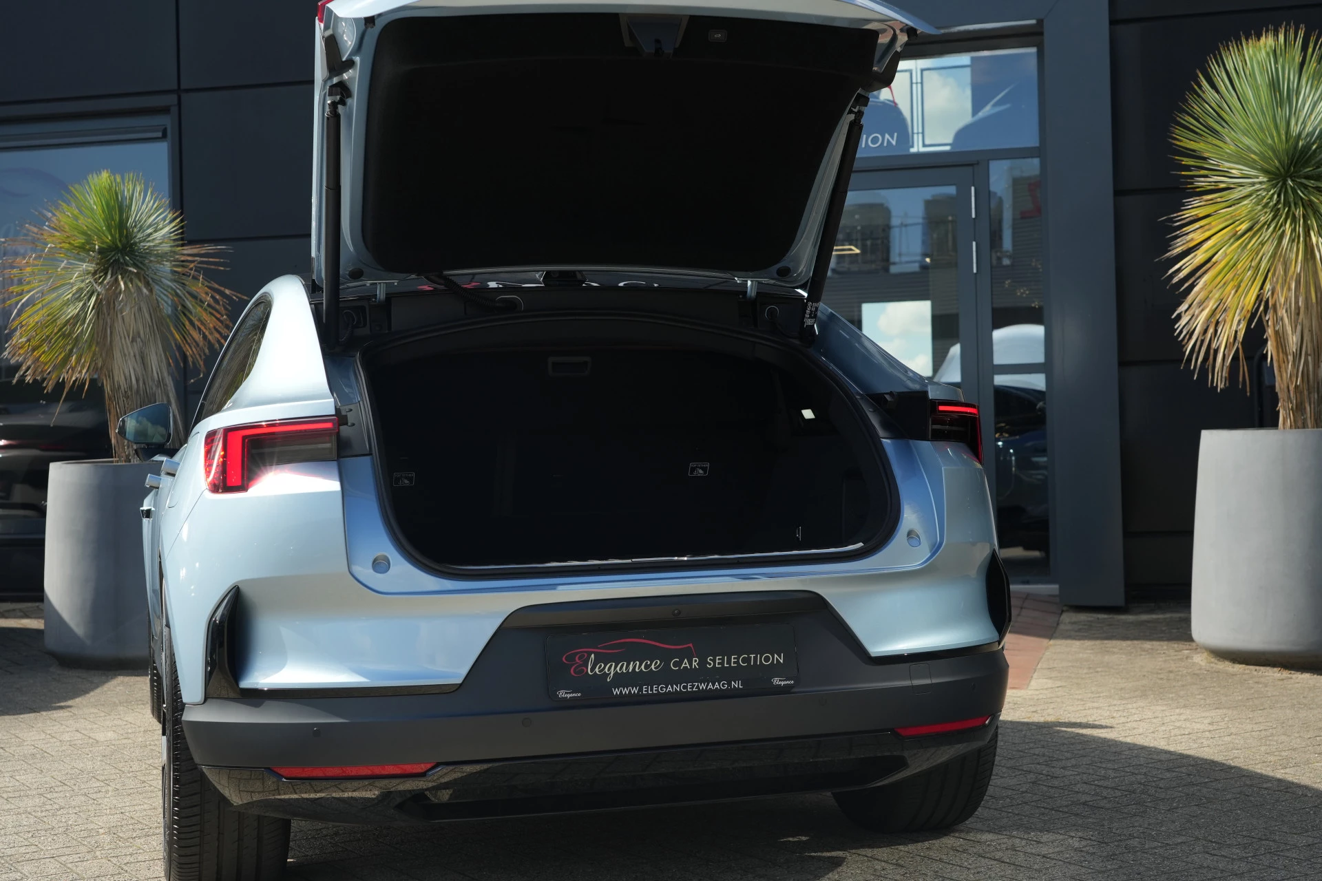 Hoofdafbeelding Polestar 4