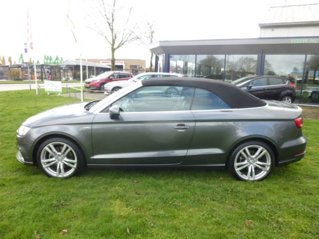 Hoofdafbeelding Audi Cabriolet