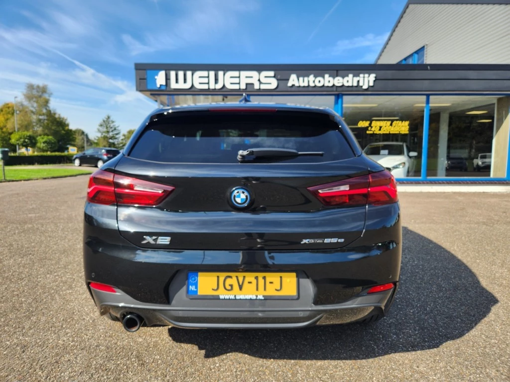 Hoofdafbeelding BMW X2