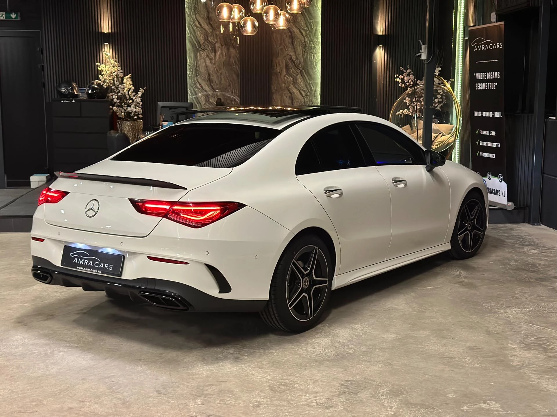 Hoofdafbeelding Mercedes-Benz CLA