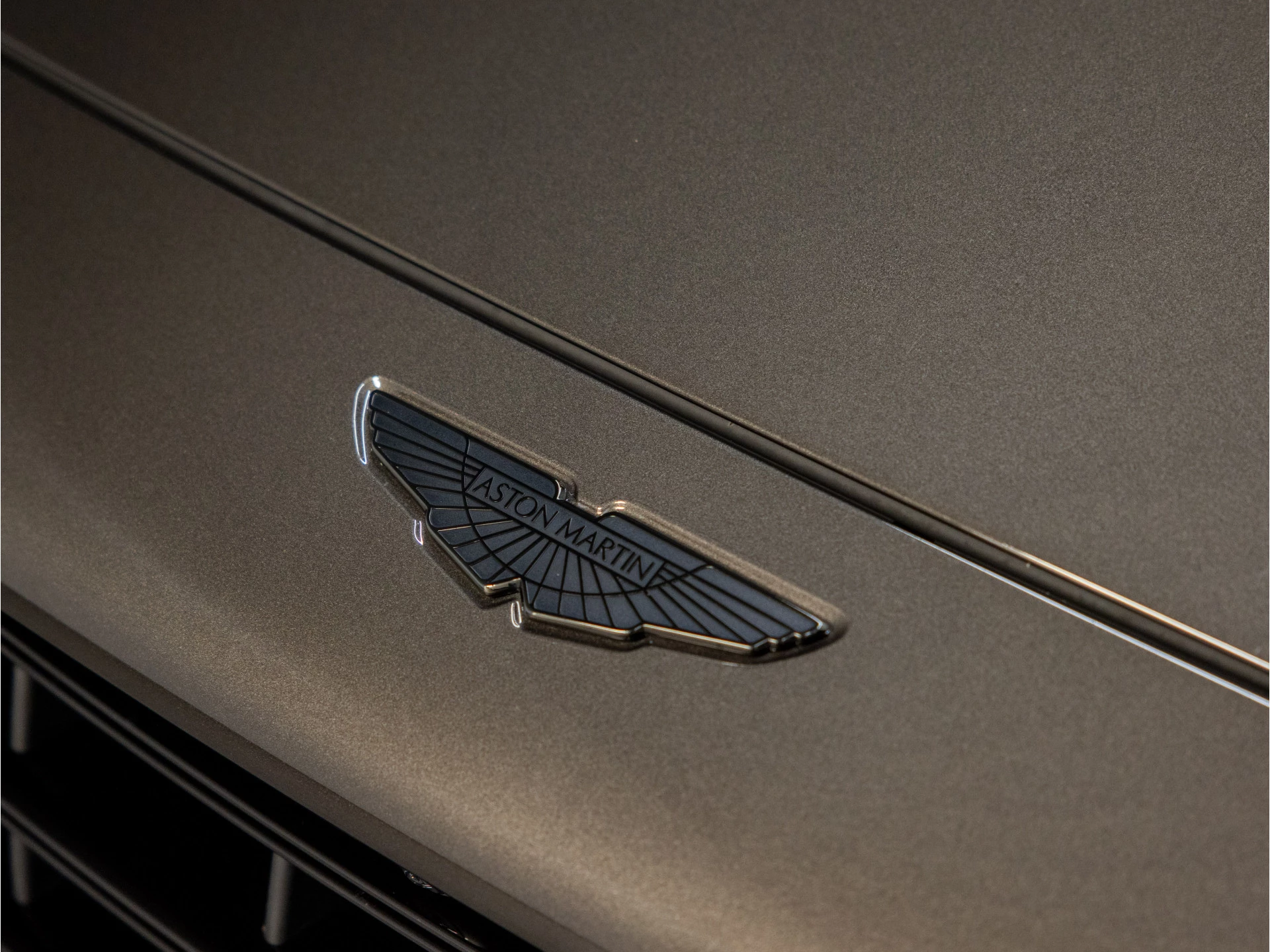 Hoofdafbeelding Aston Martin DBX