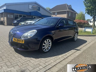 Hoofdafbeelding Alfa Romeo Giulietta Alfa Romeo Giulietta 1.4 T Limited Edition Sport