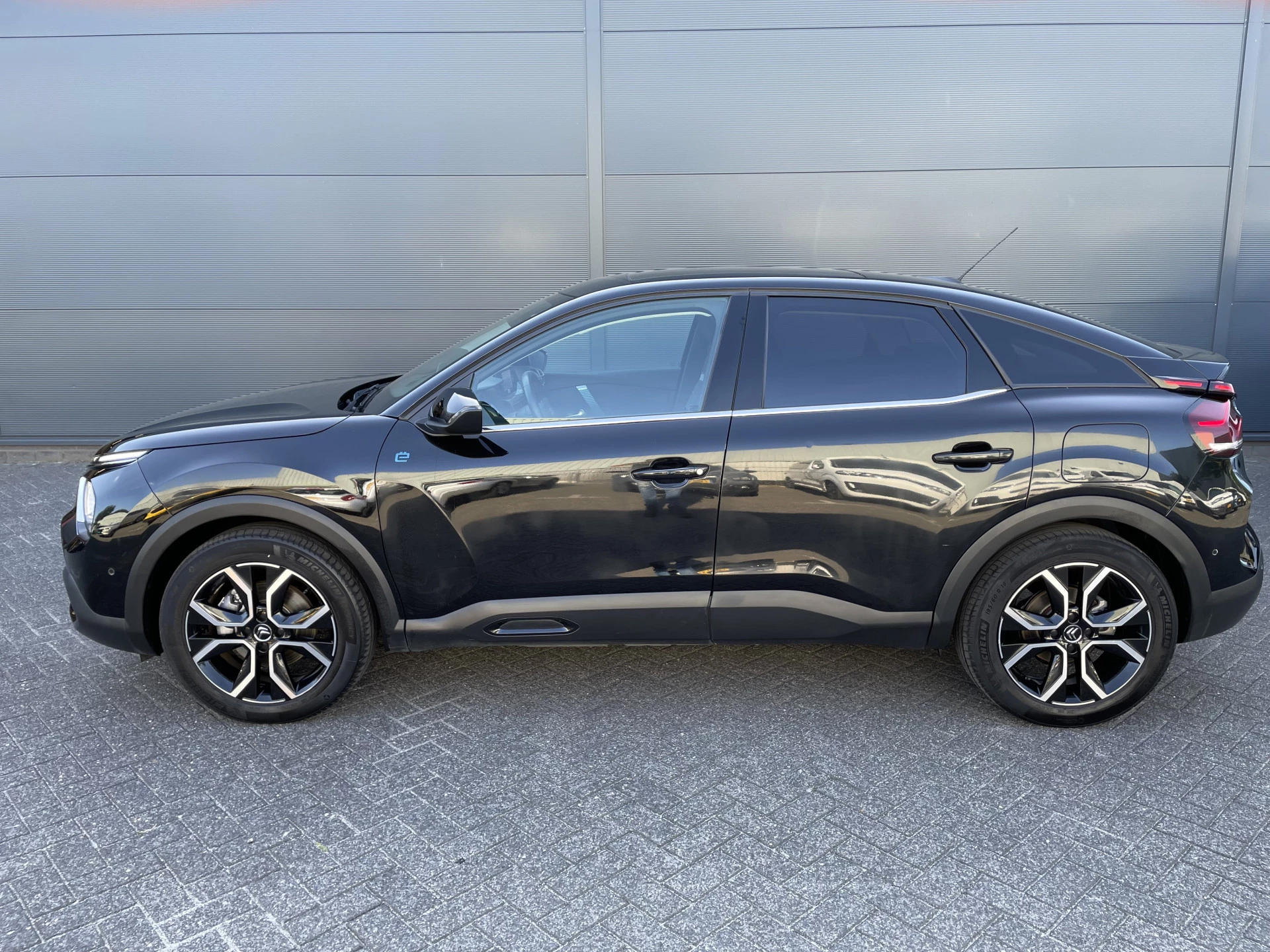 Hoofdafbeelding Citroën ë-C4